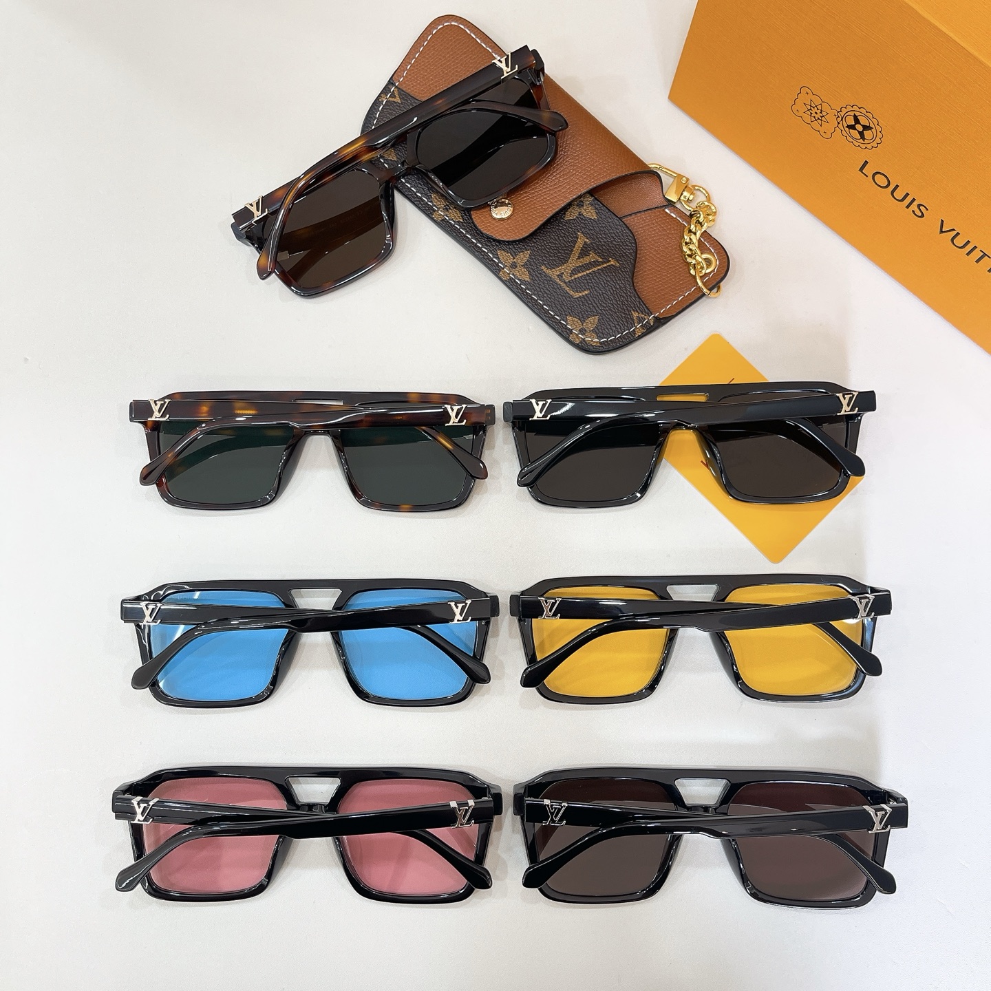 LOUIS VUITTO*✨✨✨MODEL：Z3095U✨✨✨ SIZE：56口18-145✨✨✨