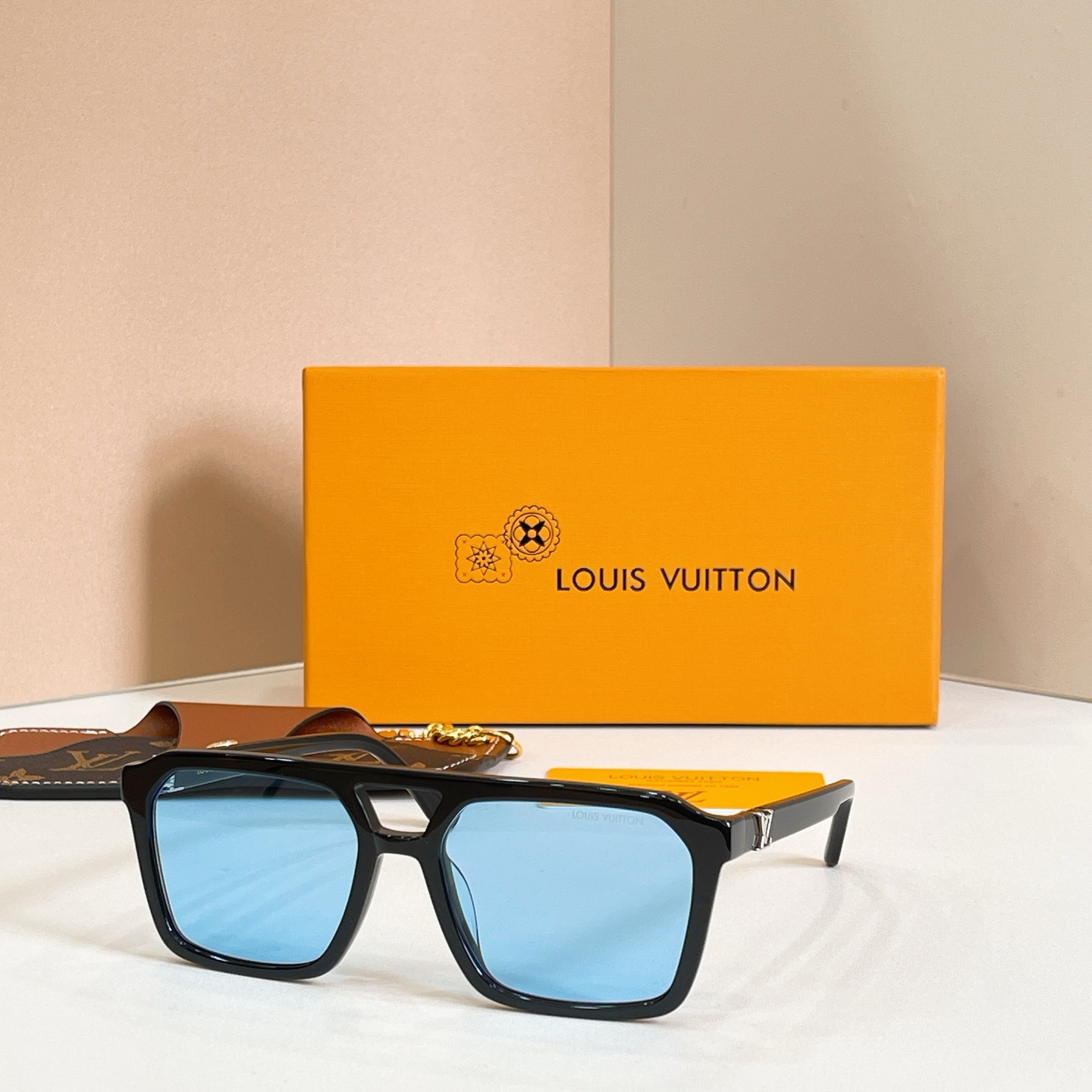 LOUIS VUITTO*✨✨✨MODEL：Z3095U✨✨✨ SIZE：56口18-145✨✨✨