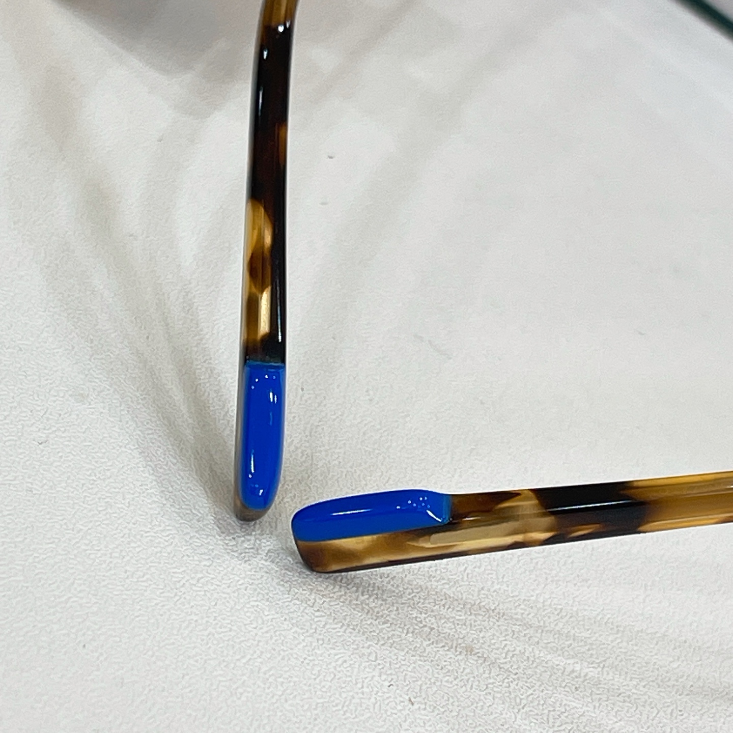 ZEIZZ蔡司🔱🔱🔱MODEL：ZS24154🔱🔱🔱SIZE：55口17-145🔱🔱🔱原装货品～～