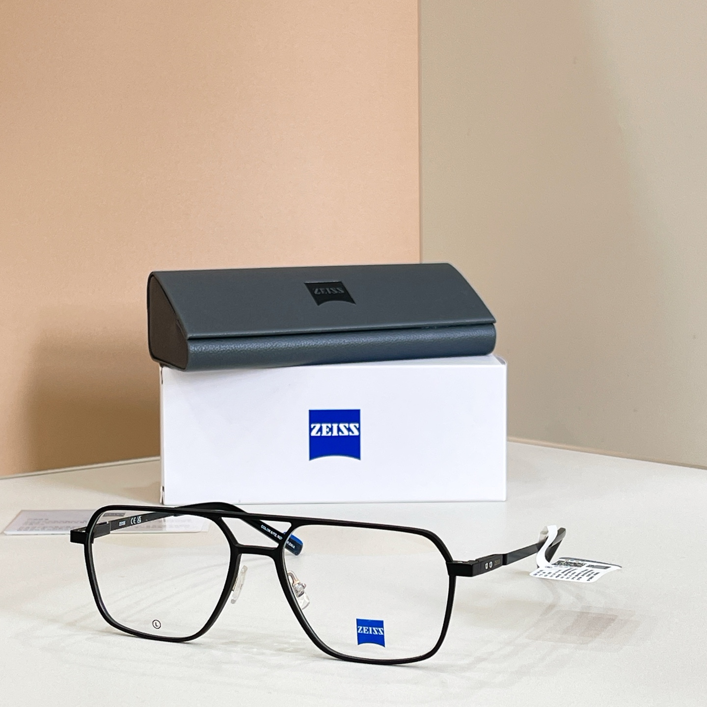 ZEIZZ蔡司🔱🔱🔱MODEL：ZS24154🔱🔱🔱SIZE：55口17-145🔱🔱🔱原装货品～～