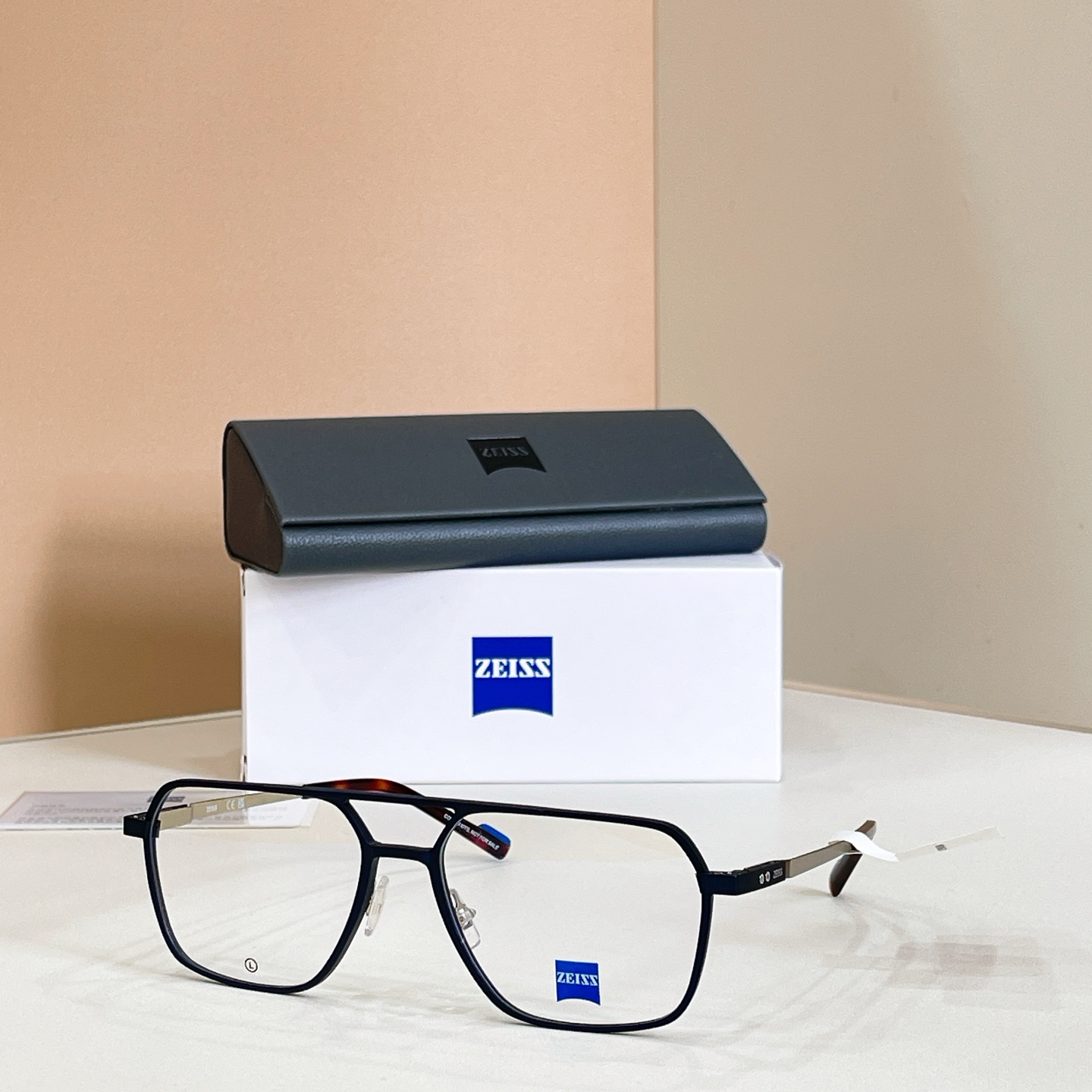 ZEIZZ蔡司🔱🔱🔱MODEL：ZS24154🔱🔱🔱SIZE：55口17-145🔱🔱🔱原装货品～～