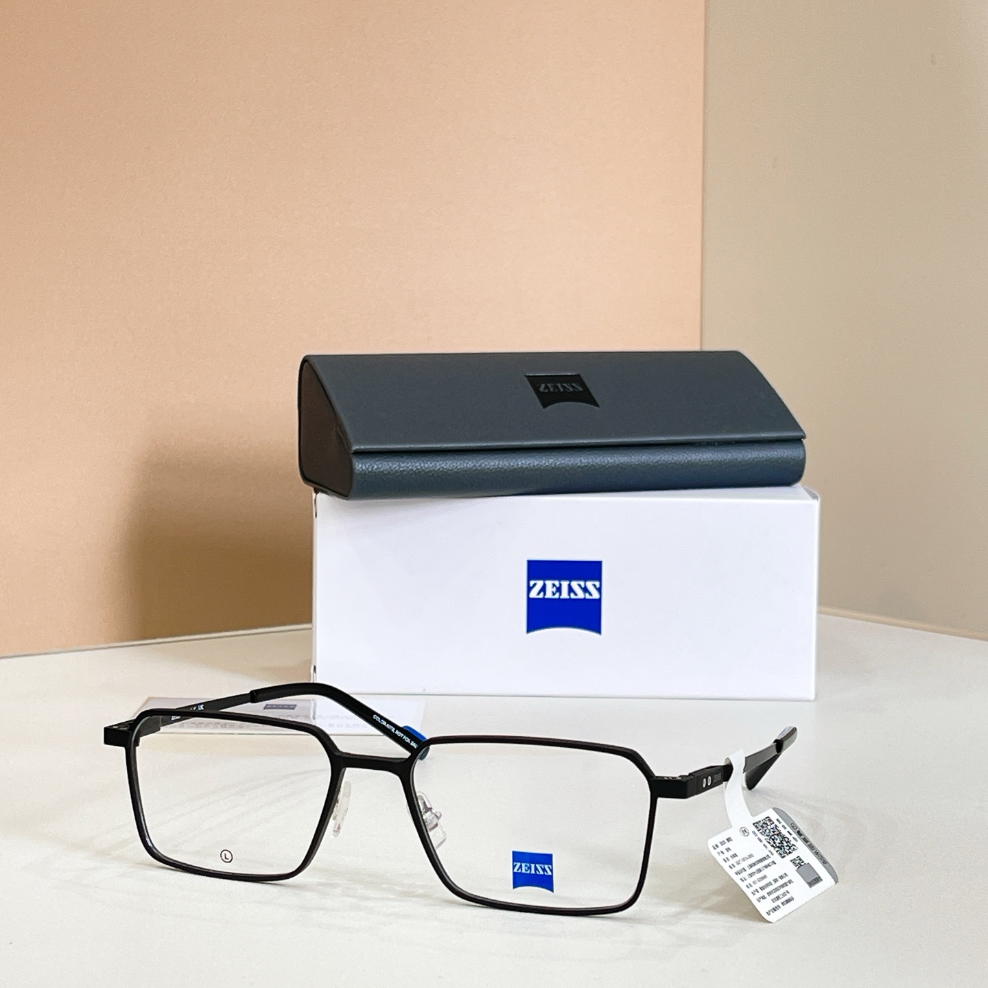 ZEIZZ蔡司🔱🔱🔱MODEL：ZS25158🔱🔱🔱SIZE：54口18-145🔱🔱🔱原装货品～～