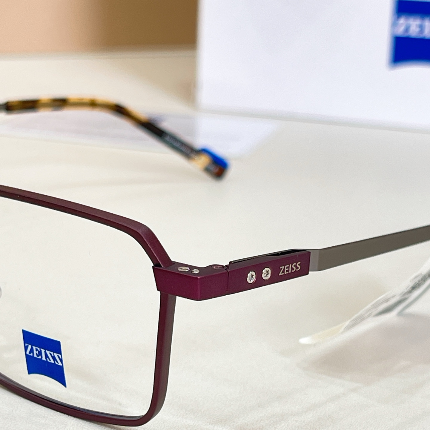 ZEIZZ蔡司🔱🔱🔱MODEL：ZS25158🔱🔱🔱SIZE：54口18-145🔱🔱🔱原装货品～～