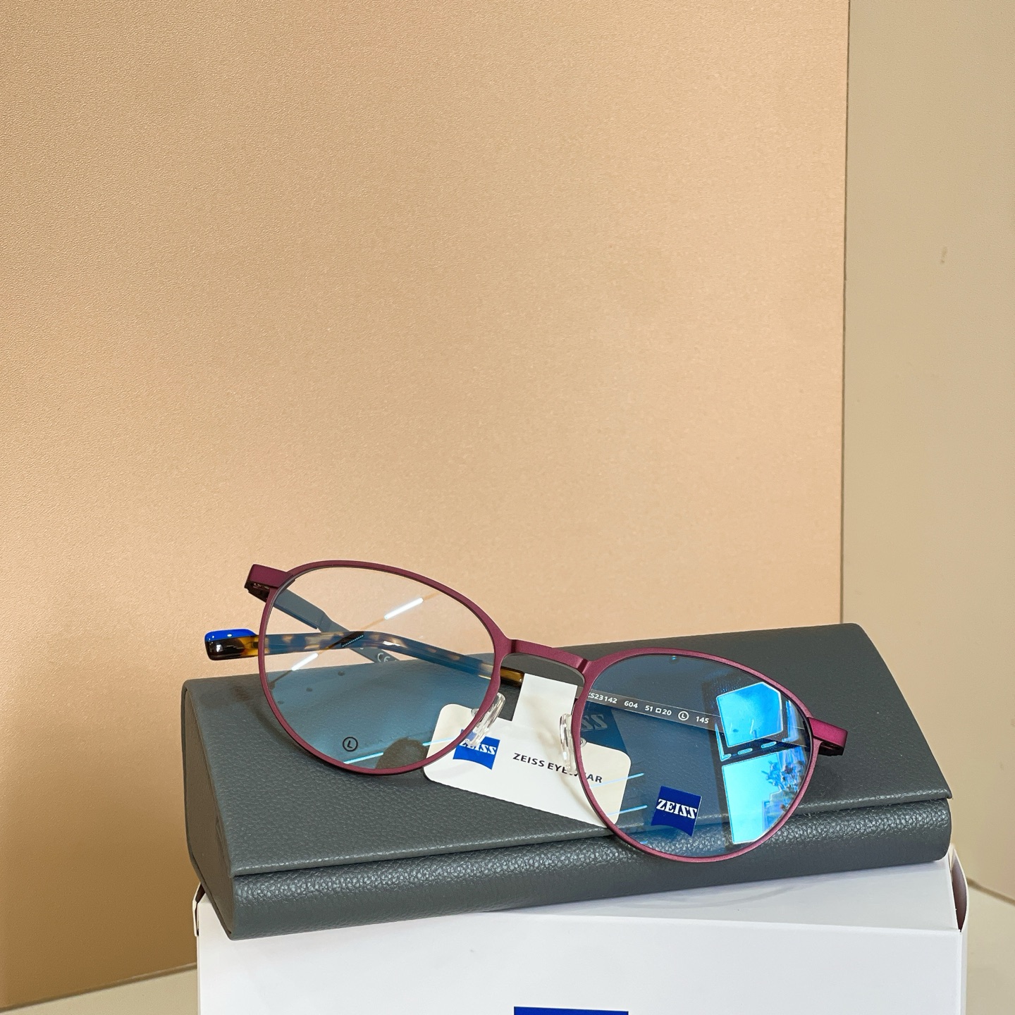 ZEIZZ蔡司🔱🔱🔱MODEL：ZS23142🔱🔱🔱SIZE：51口20-145🔱🔱🔱原装货品～～