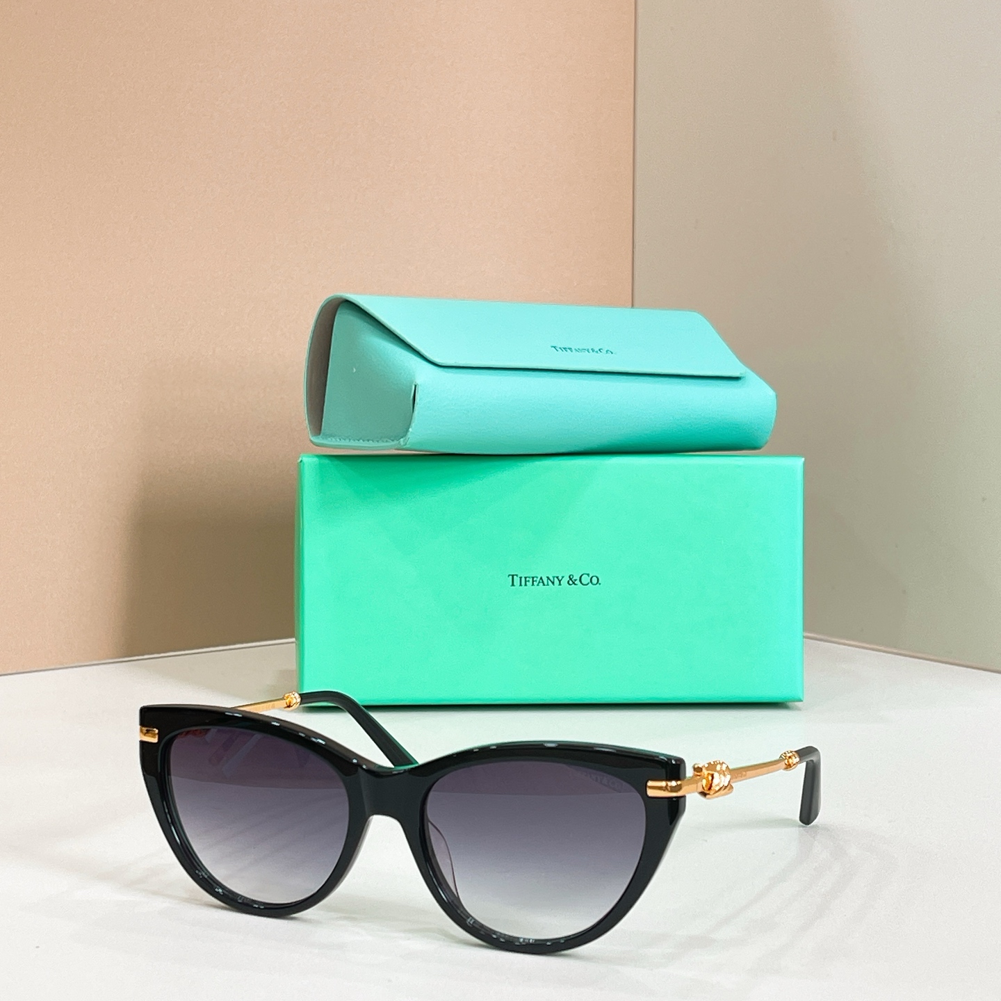 TIFFANY&Co.✨✨✨MODEL：TF4253✨✨✨ SIZE：56口18-145✨✨✨