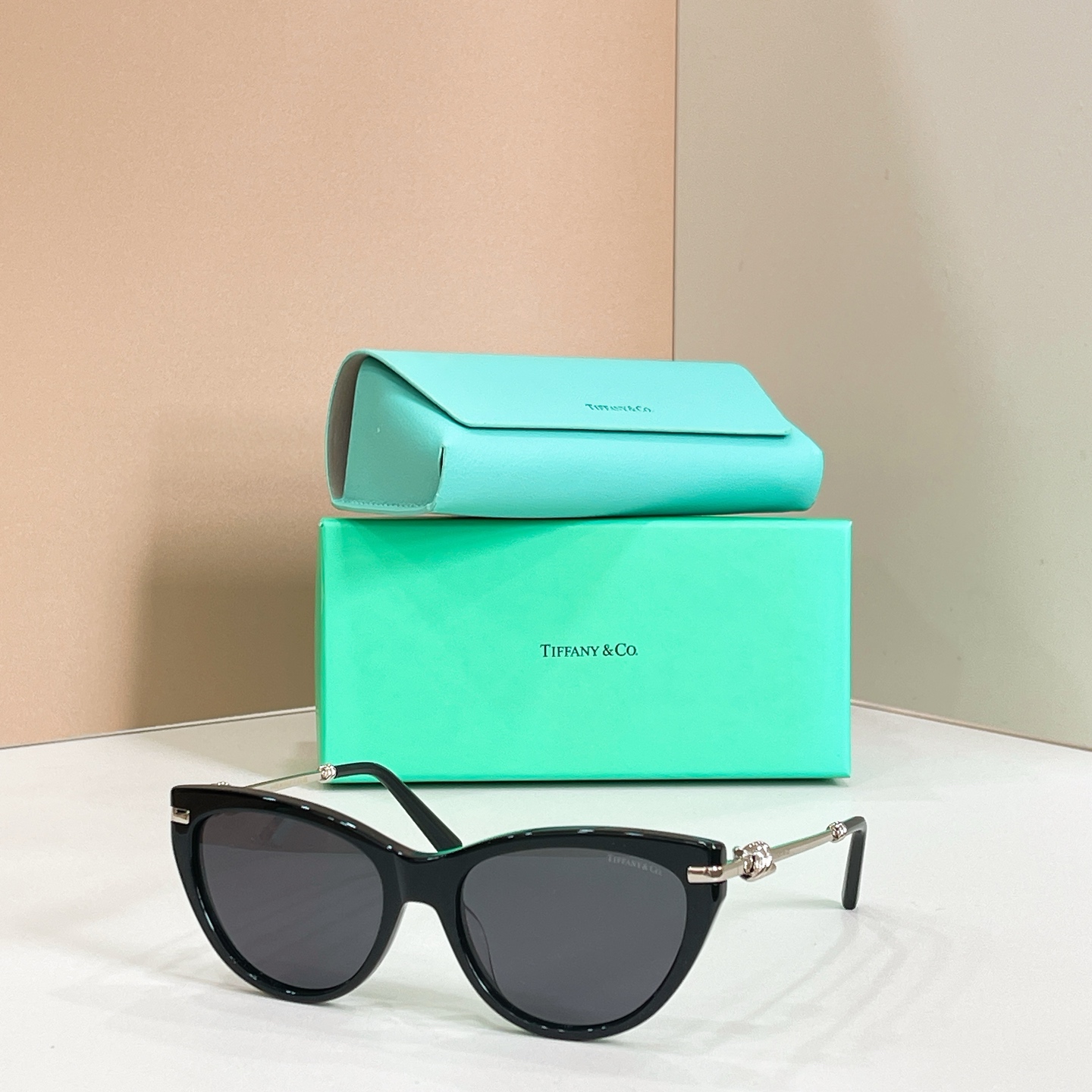 TIFFANY&Co.✨✨✨MODEL：TF4253✨✨✨ SIZE：56口18-145✨✨✨