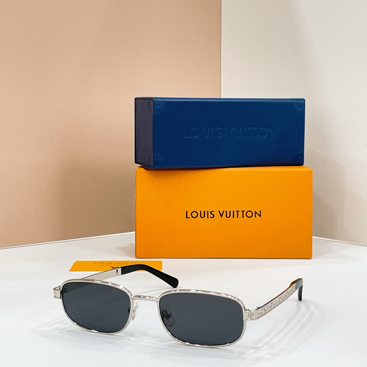 LOUIS VUITTO*✨✨✨MODEL：Z2931U✨✨✨ SIZE：54口20-145✨✨✨