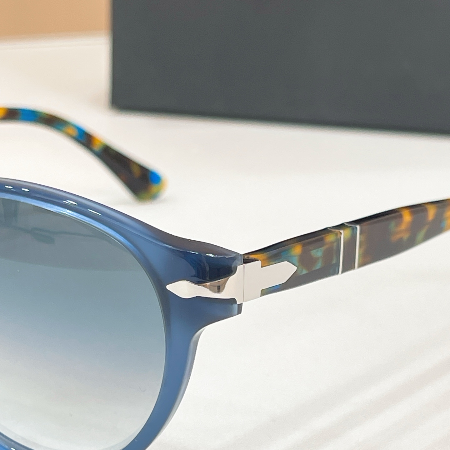 Persol🌟🌟🌟MODEL：3152-S🌟🌟🌟SIZE：52口20-145🌟🌟🌟