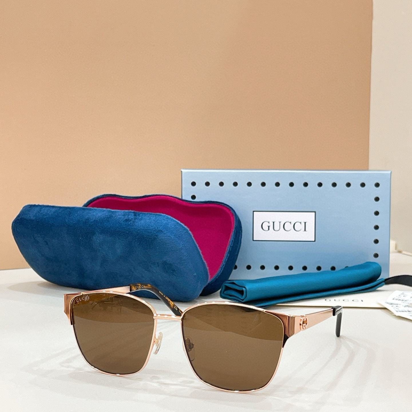 ￼ ￼ GUCCI🐝🐝🐝MODEL：GG2198SA 🐝🐝🐝SIZE:59口16-145🐝🐝🐝