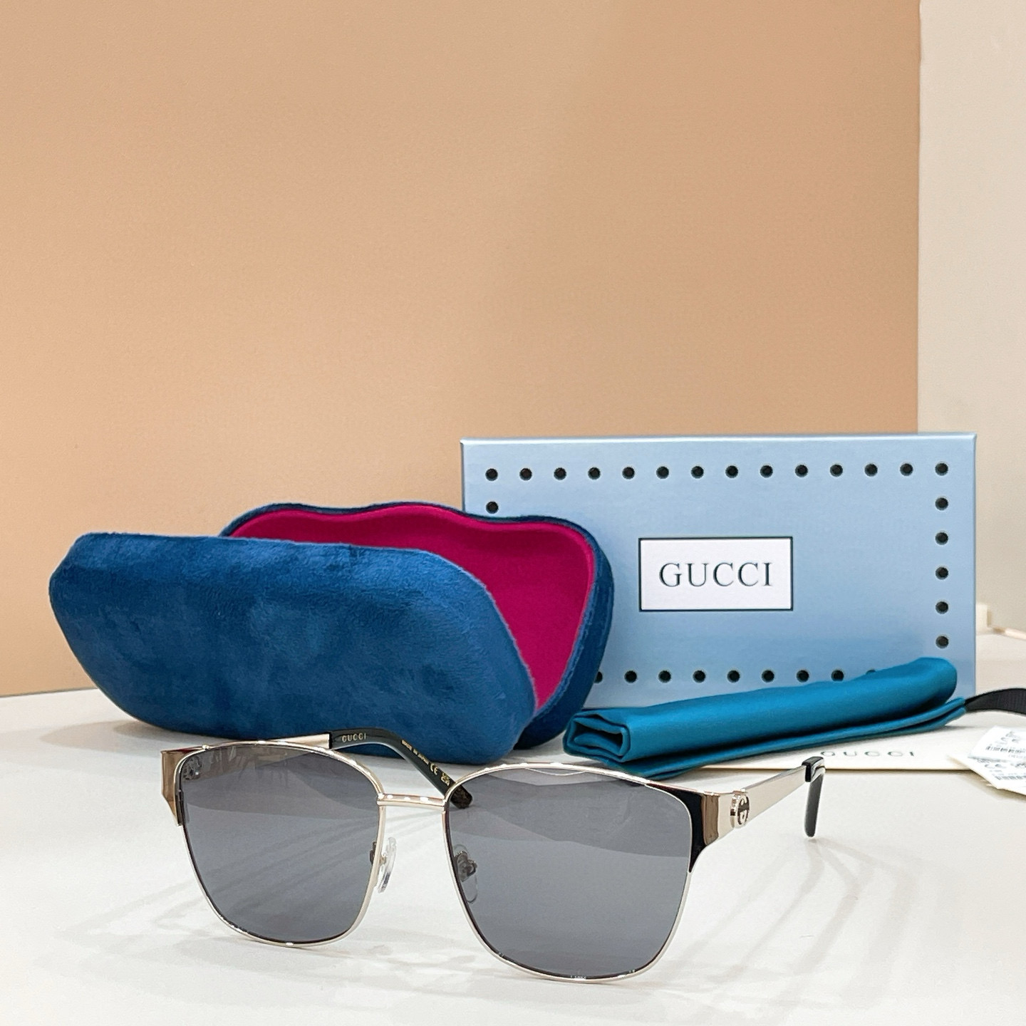￼ ￼ GUCCI🐝🐝🐝MODEL：GG2198SA 🐝🐝🐝SIZE:59口16-145🐝🐝🐝