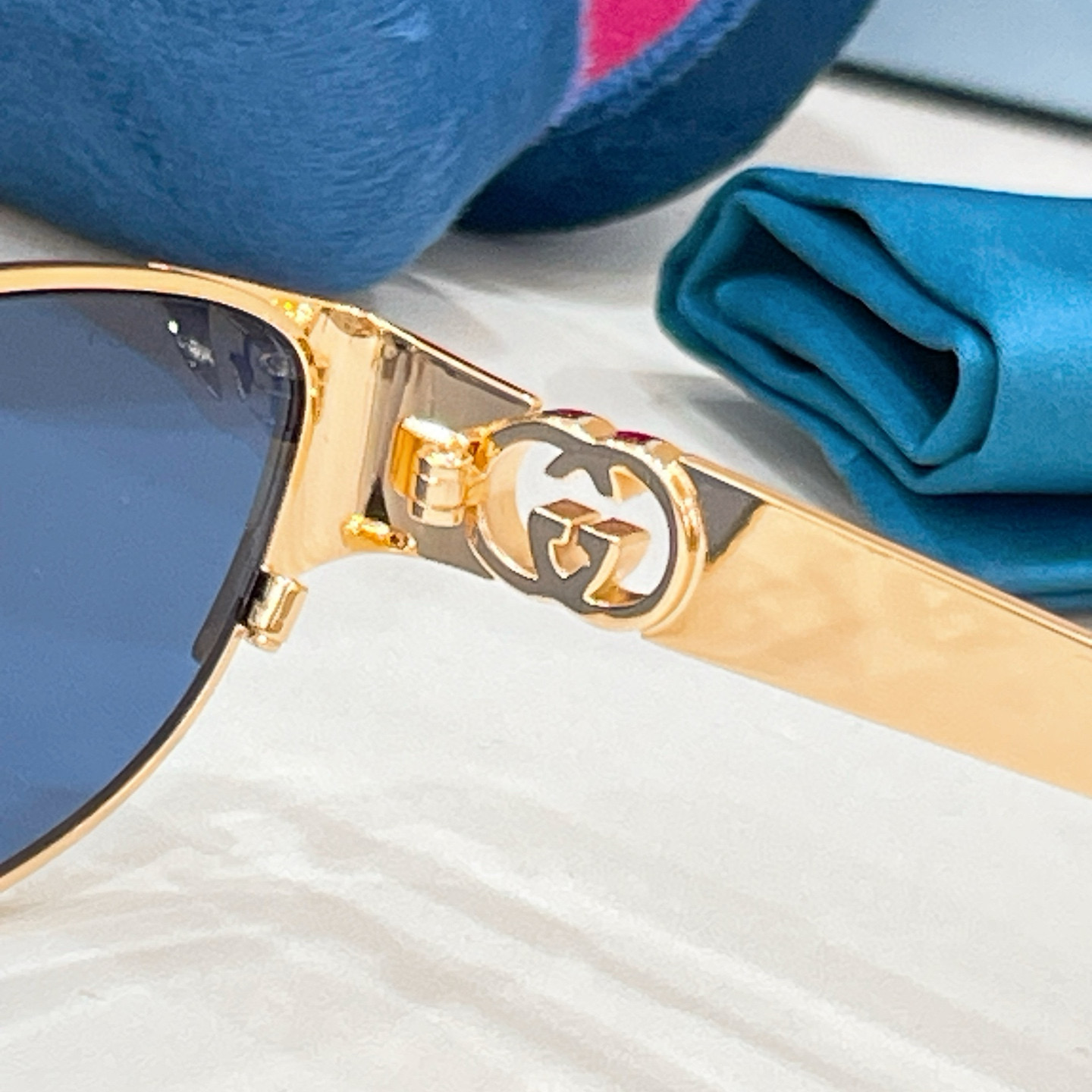 ￼ GUCCI🐝🐝🐝MODEL：GG2197S 🐝🐝🐝SIZE:55口19-140🐝🐝🐝