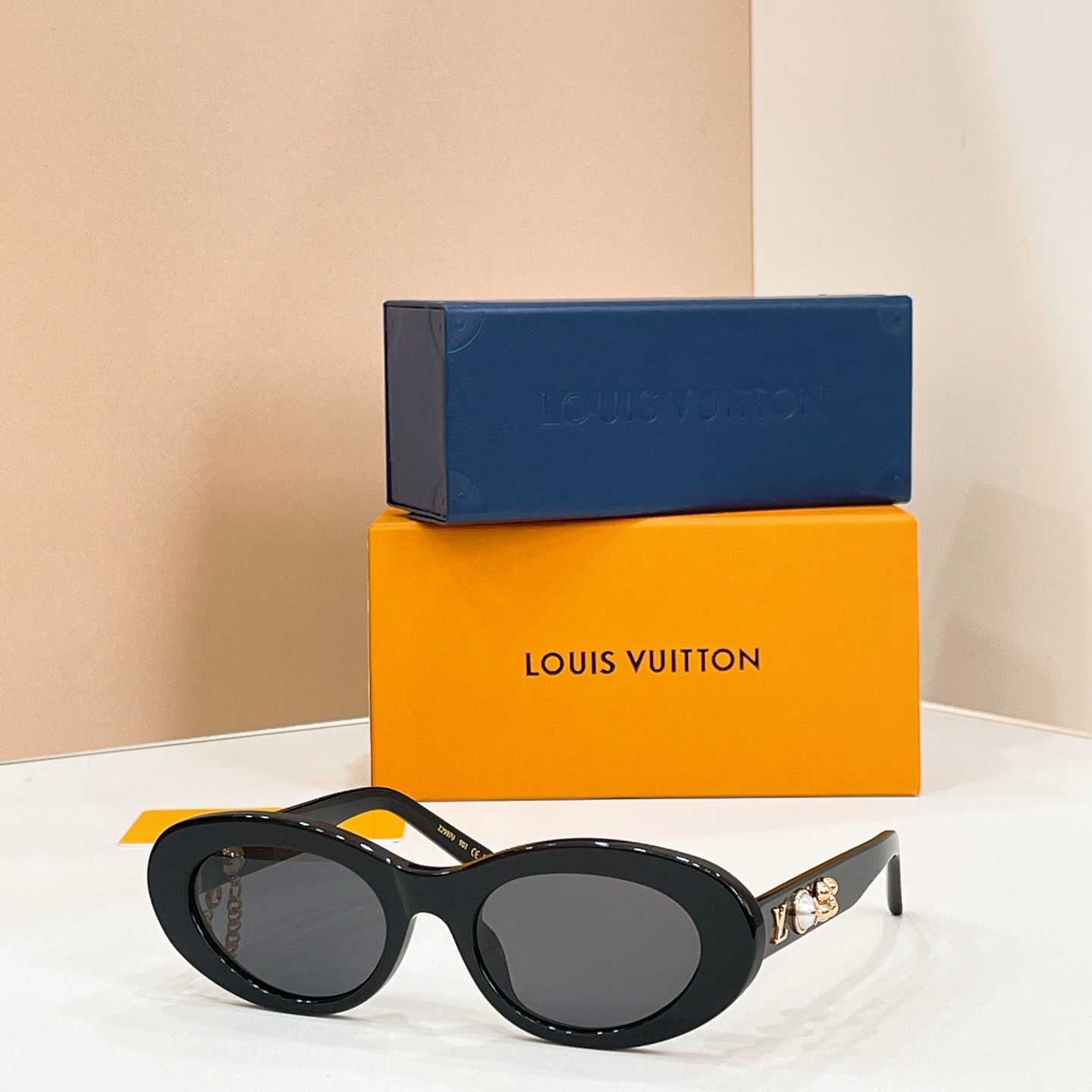 LOUIS VUITTO*✨✨✨MODEL：Z2987U✨✨✨ SIZE：53口20-145✨✨✨
