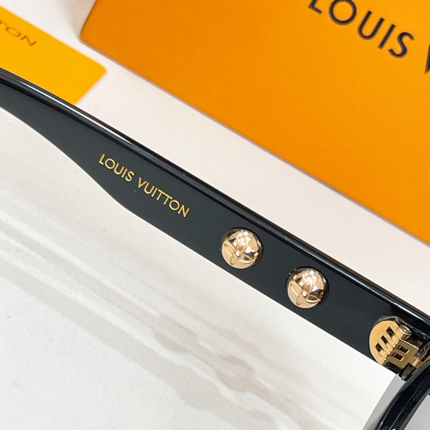 LOUIS VUITTO*✨✨✨MODEL：Z2987U✨✨✨ SIZE：53口20-145✨✨✨