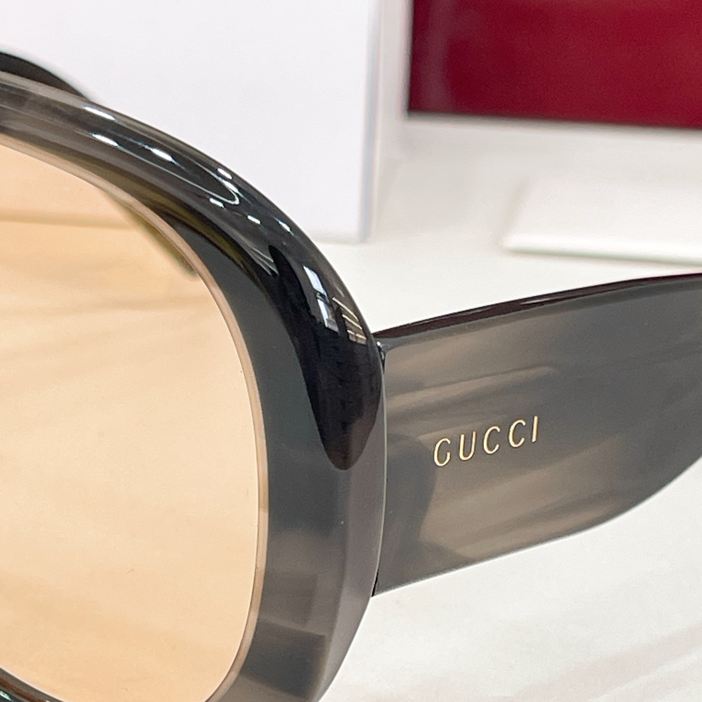 ￼ GUCCI🐝🐝🐝MODEL：GG2164S🐝🐝🐝SIZE:119口140🐝🐝🐝