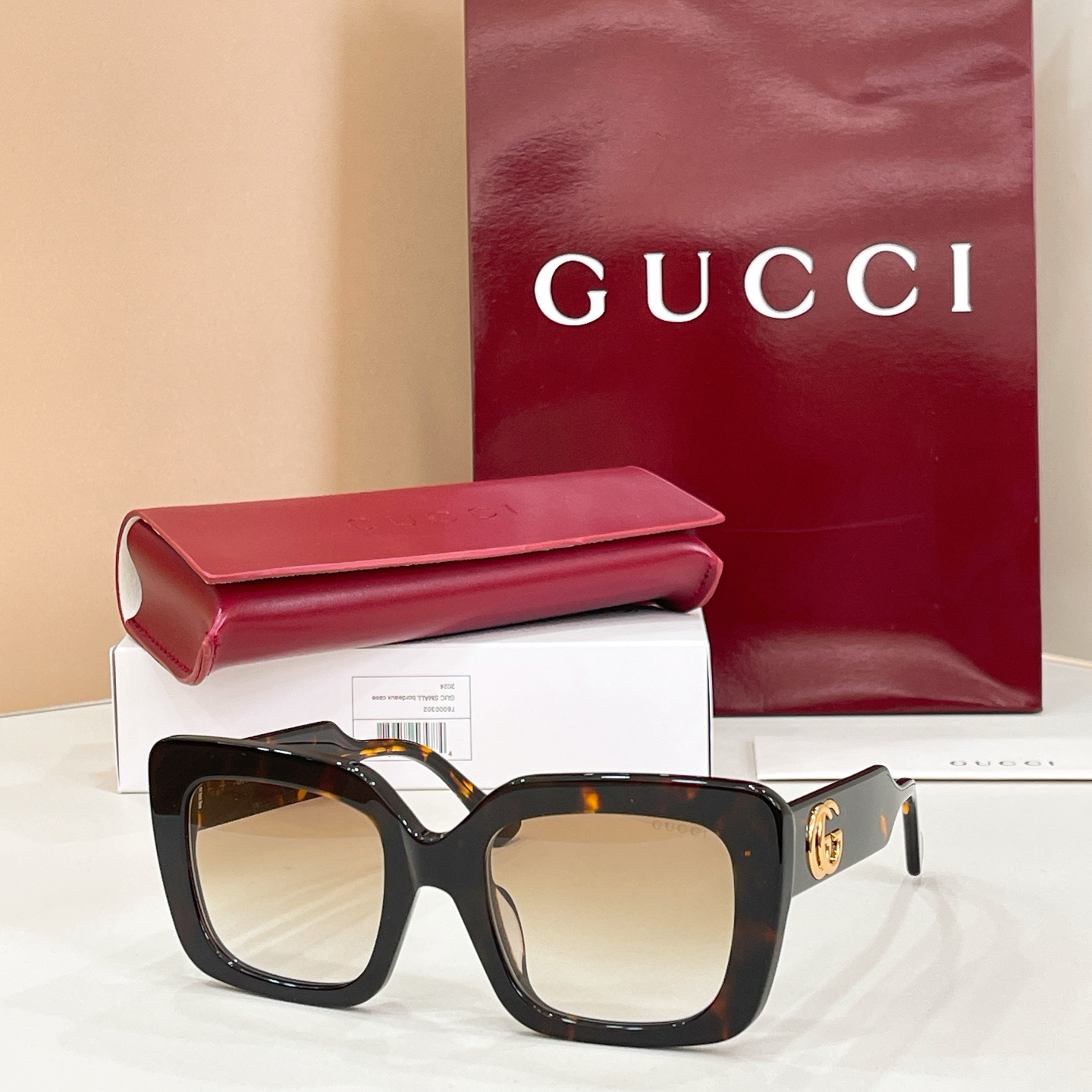 GUCCI🐝🐝🐝MODEL：GG1560S🐝🐝🐝SIZE:52口22-145🐝🐝🐝