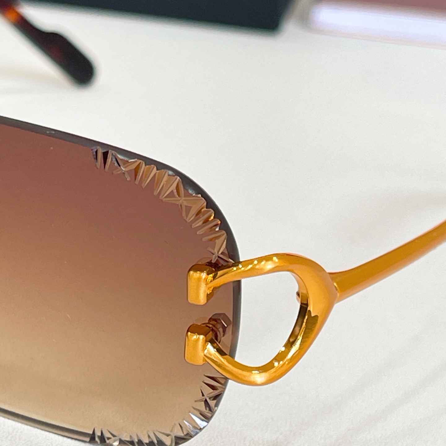 Cartie*✨✨✨MODEL：CT0919S ✨✨✨SIZE: 142✨✨✨18K金～～