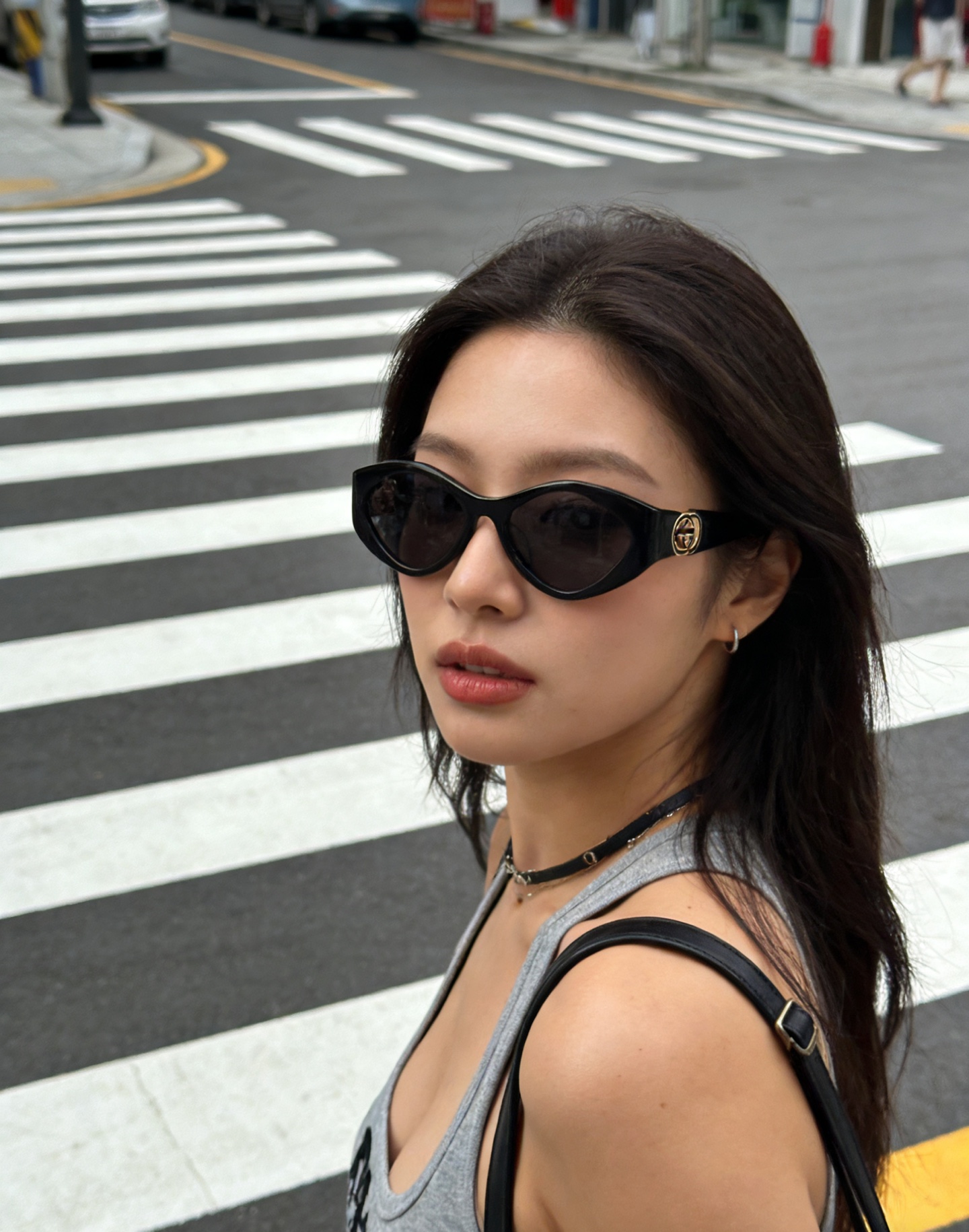 GUCCI🐝🐝🐝MODEL：GG2121S🐝🐝🐝SIZE:52口17-135🐝🐝🐝