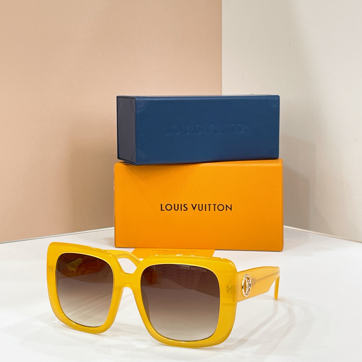 LOUIS VUITTO*✨✨✨MODEL：Z2592✨✨✨ SIZE：55口10-145✨✨✨