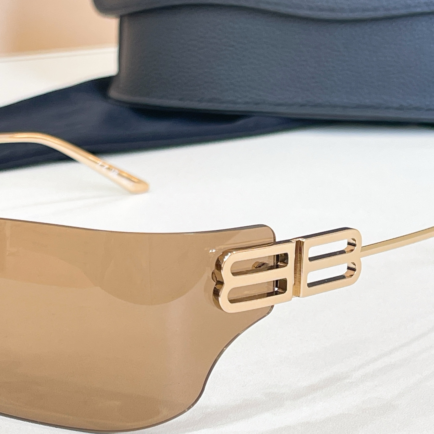 BALENCIAG*巴黎*世家⚜️⚜️⚜️MODEL：BB0485SA⚜️⚜️⚜️SIZE：76口15-