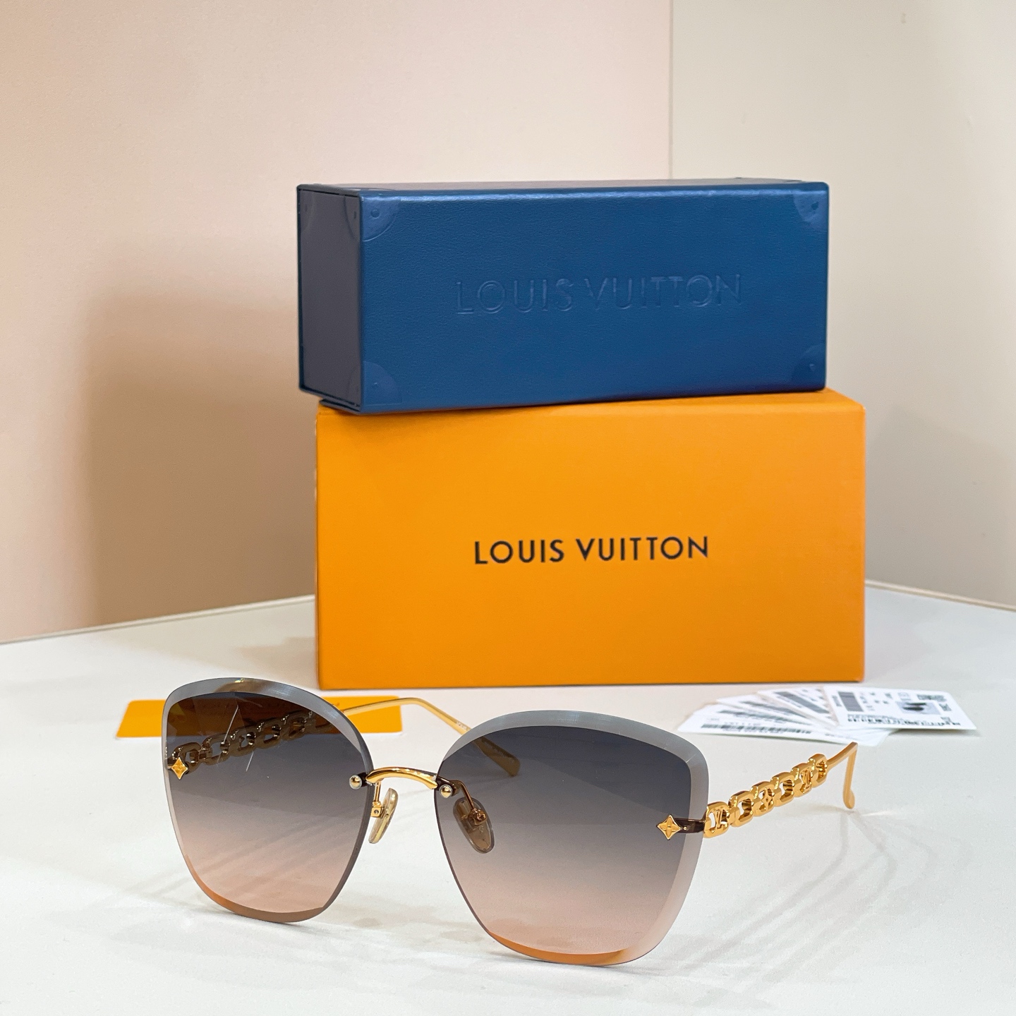 LOUIS VUITTO*✨✨✨MODEL：Z2665U ✨✨✨ SIZE：61口15-140✨✨✨