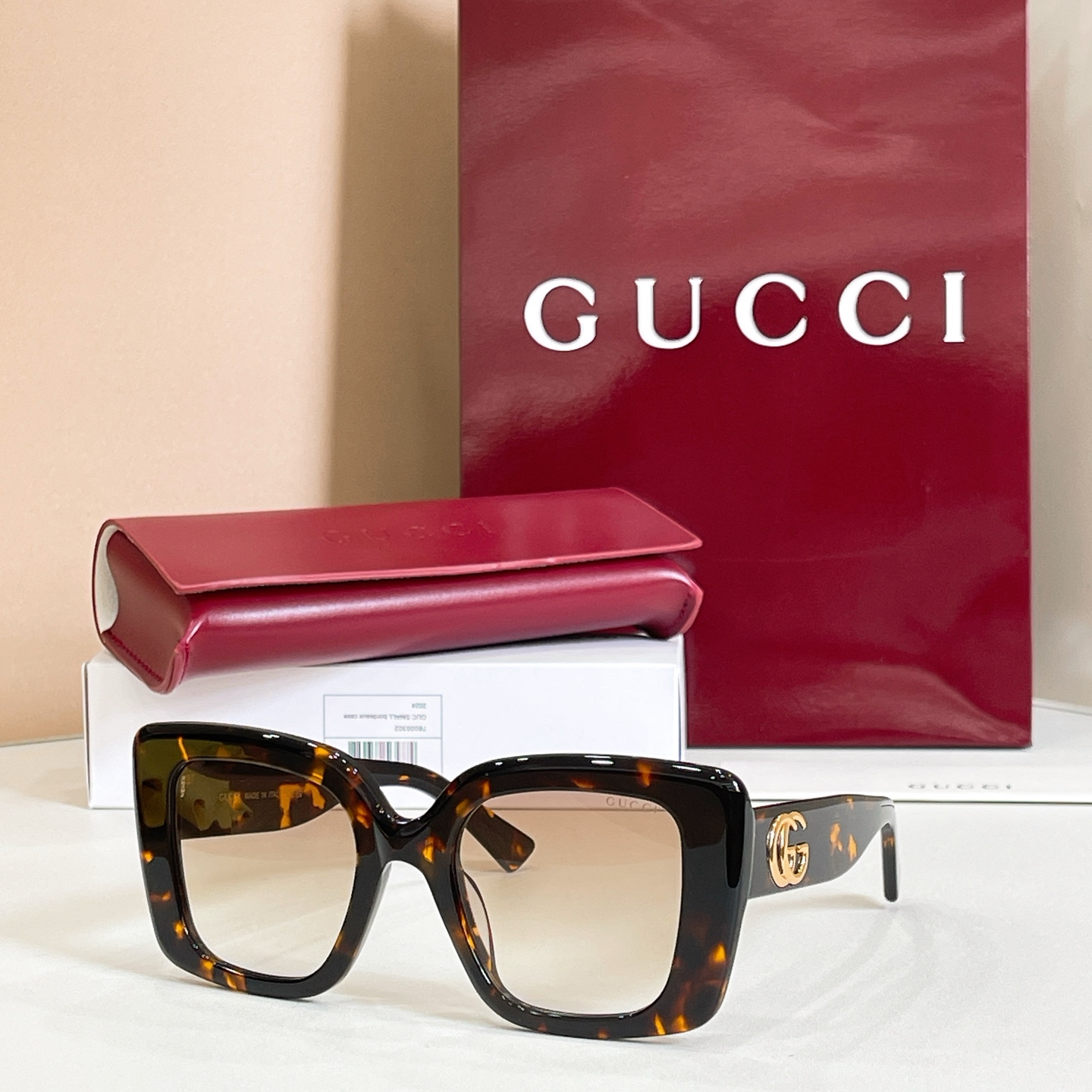 GUCCI🐝🐝🐝MODEL：GG1550S🐝🐝🐝SIZE:51口22-145🐝🐝🐝