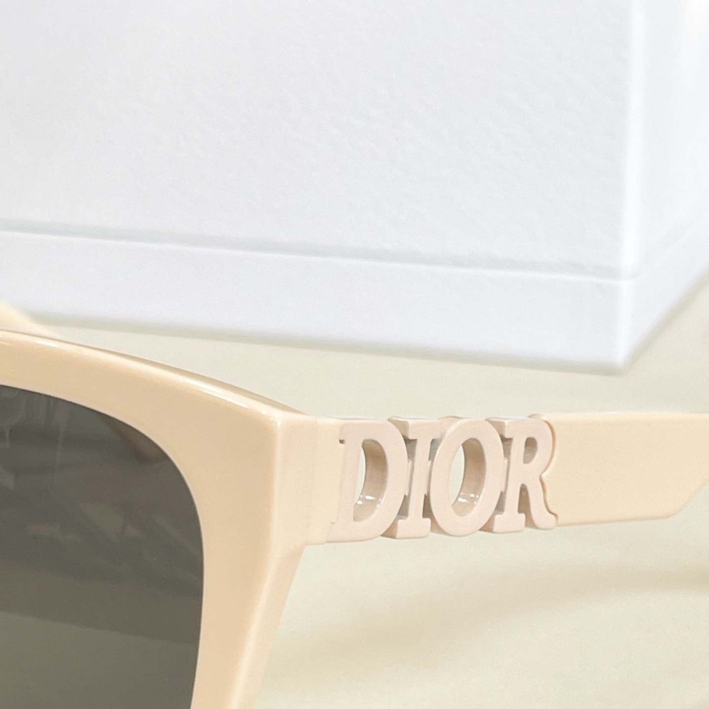 DIO*✨✨✨MODEL: CDior 8607✨✨✨SIZE：56口18-145✨✨