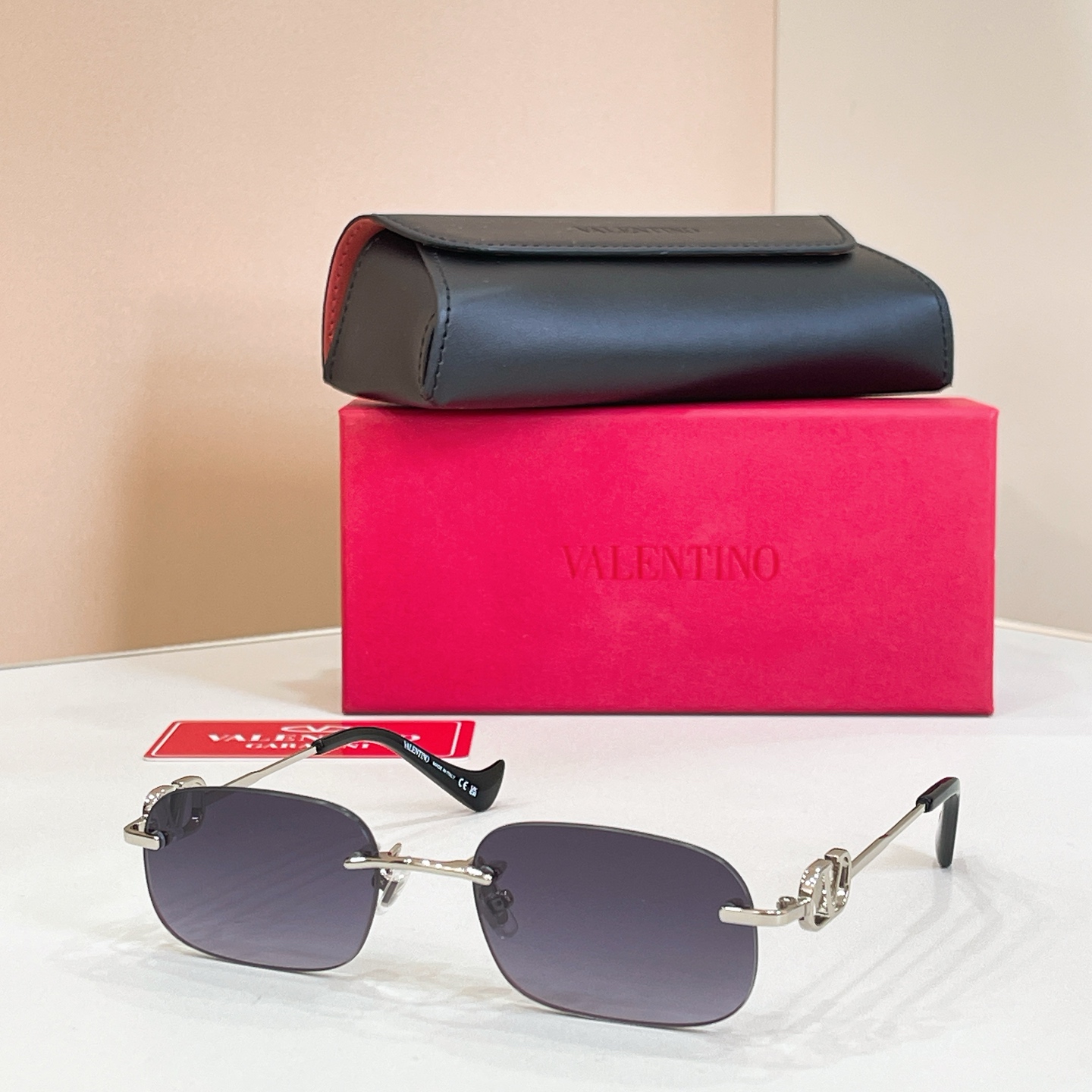 VALENTINO✨✨✨MODEL：VG0031S✨✨✨SIZE：53口18-140✨ ✨