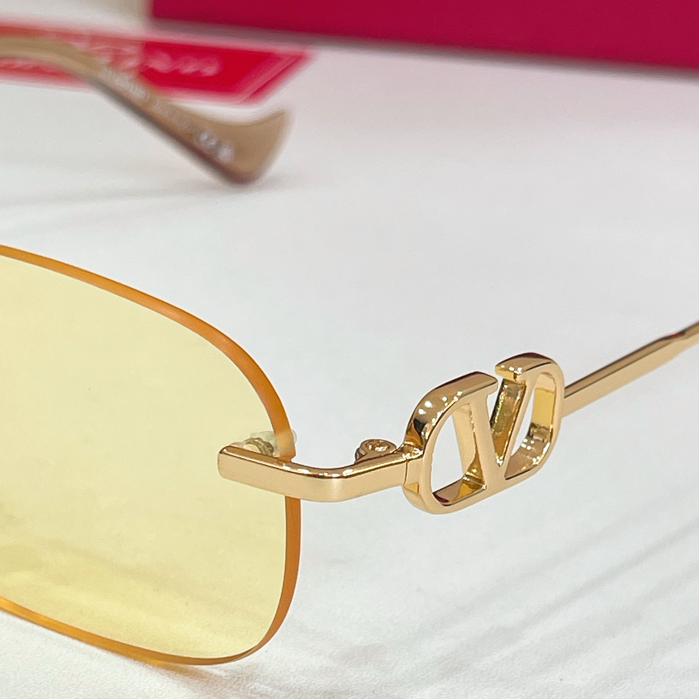 VALENTINO✨✨✨MODEL：VG0031S✨✨✨SIZE：53口18-140✨ ✨