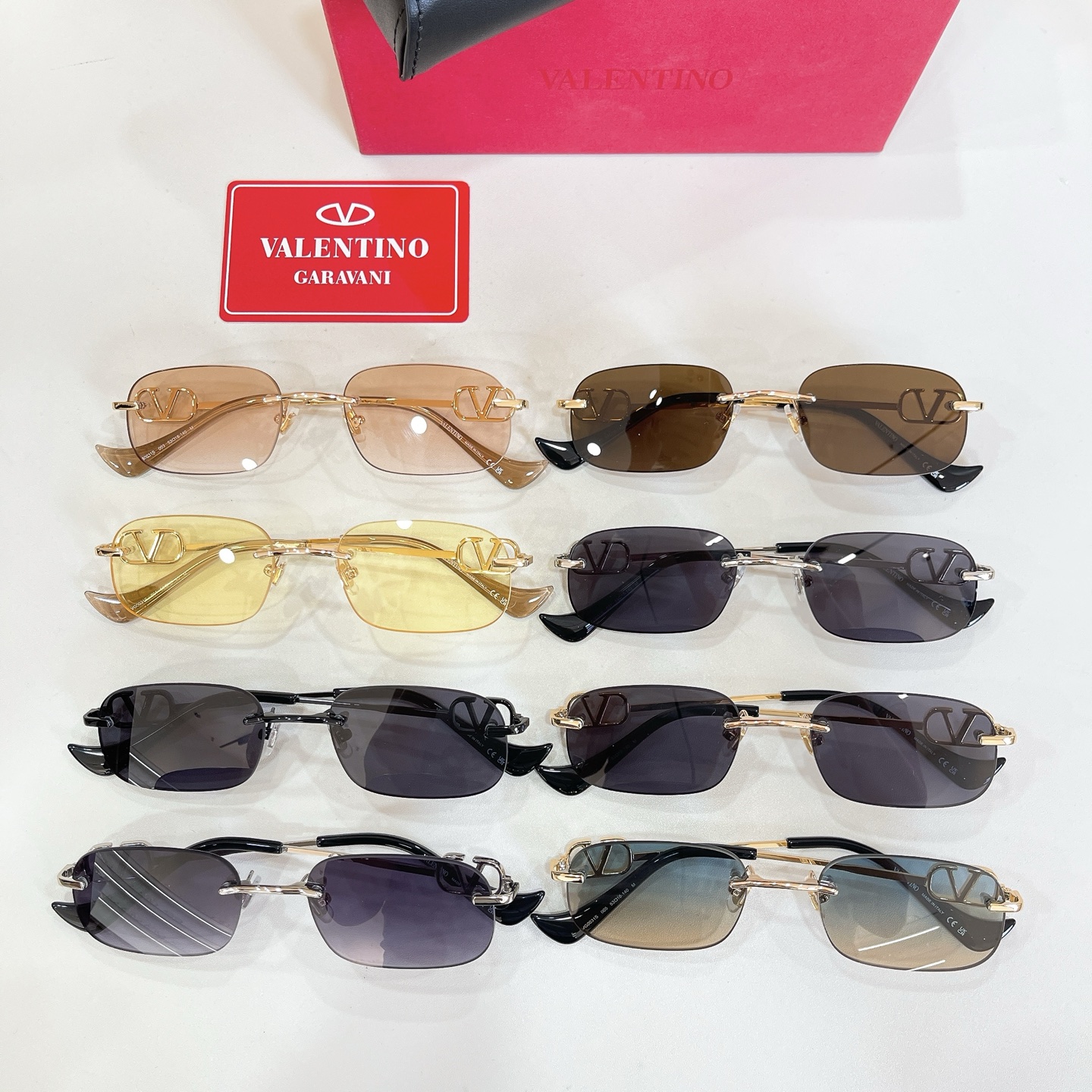 VALENTINO✨✨✨MODEL：VG0031S✨✨✨SIZE：53口18-140✨ ✨