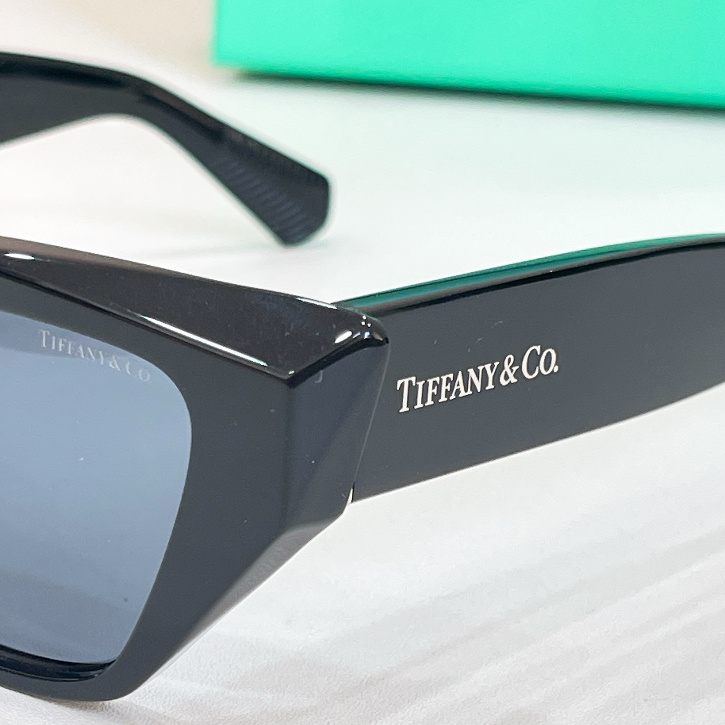 TIFFANY&Co.✨✨✨MODEL：TF4230✨✨✨ SIZE：54口17-140✨✨✨