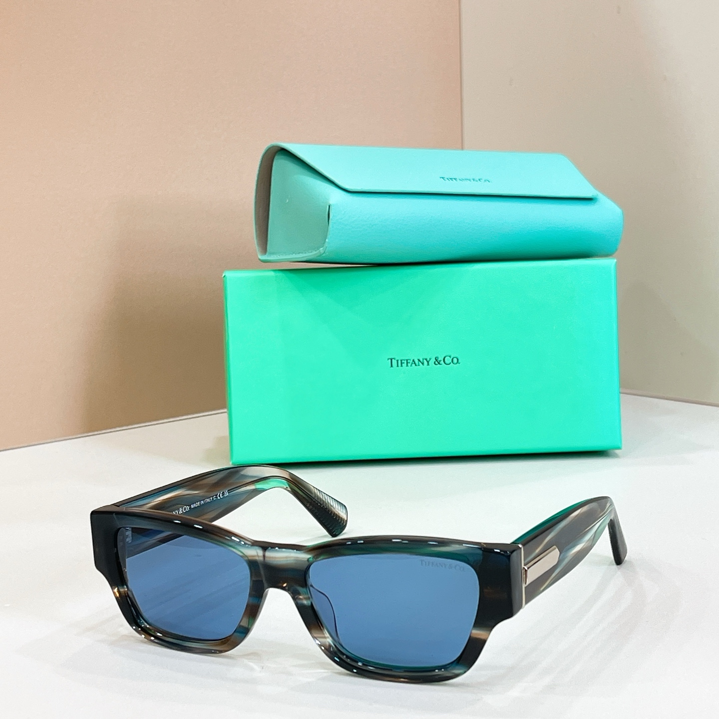 TIFFANY&Co.✨✨✨MODEL：TF4265U✨✨✨ SIZE：54口17-140✨✨✨