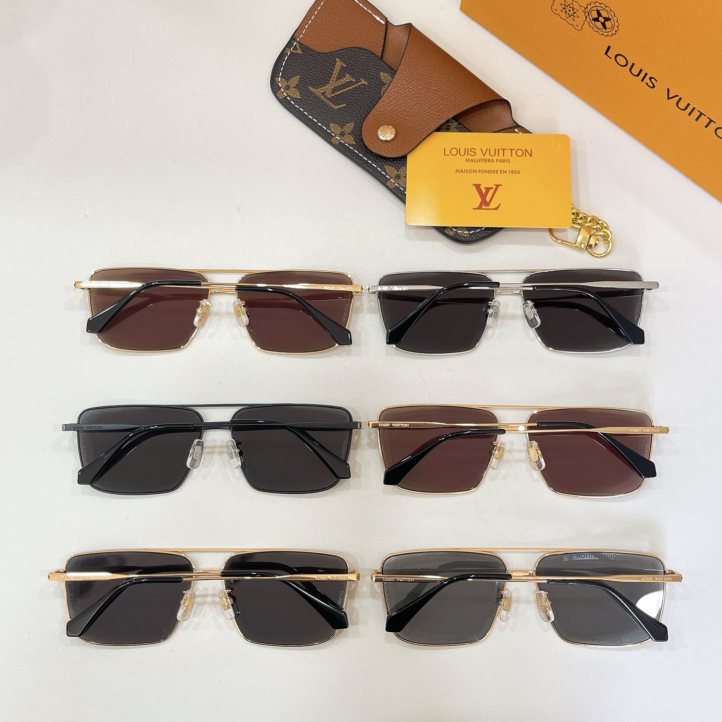 LOUIS VUITTO*✨✨✨MODEL：Z2610✨✨✨ SIZE：61口13-145✨✨✨