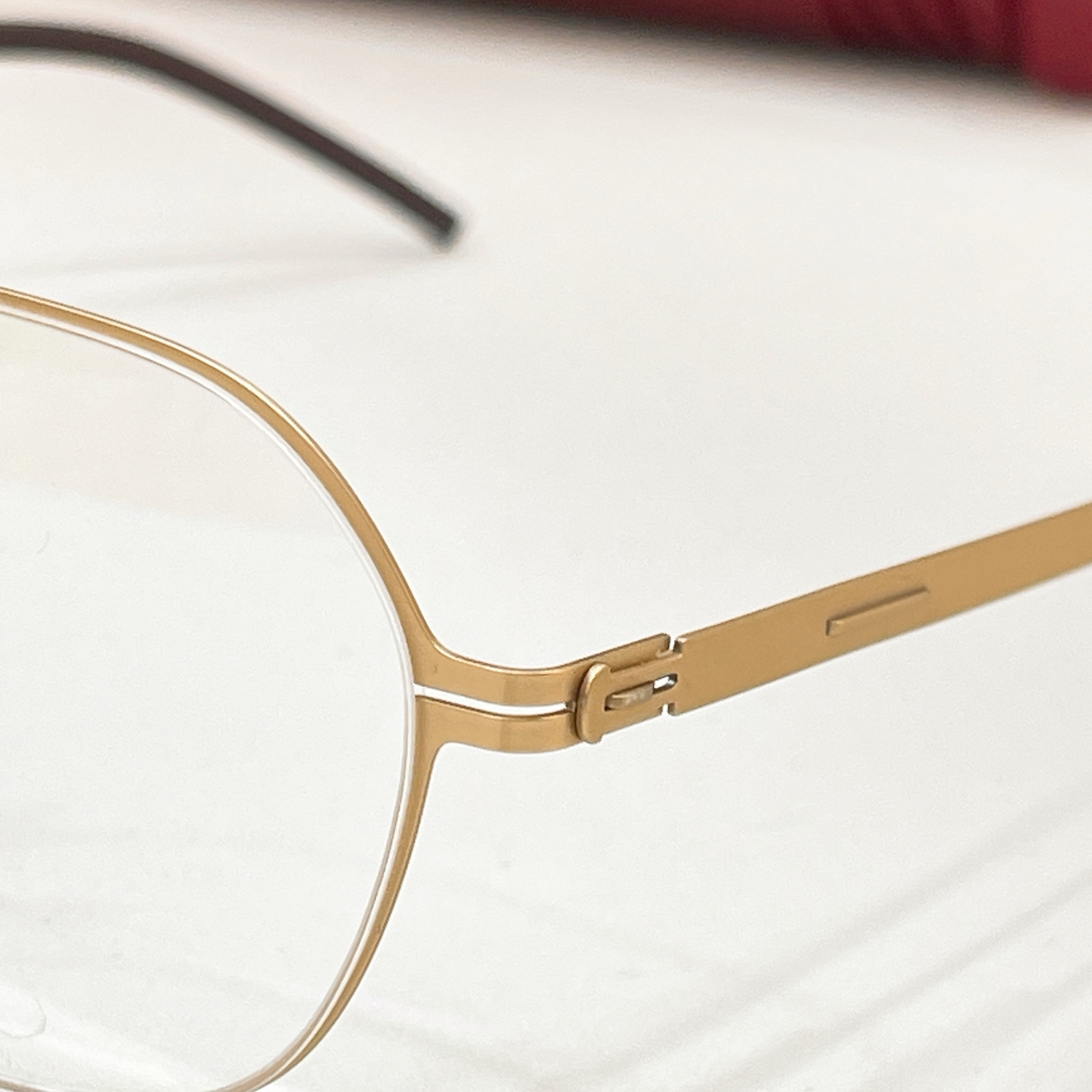 ic！Berli*⭐️⭐️⭐️MODEL：Vin ⭐️⭐️⭐️SIZE：54口21-145⭐️⭐️配送盒