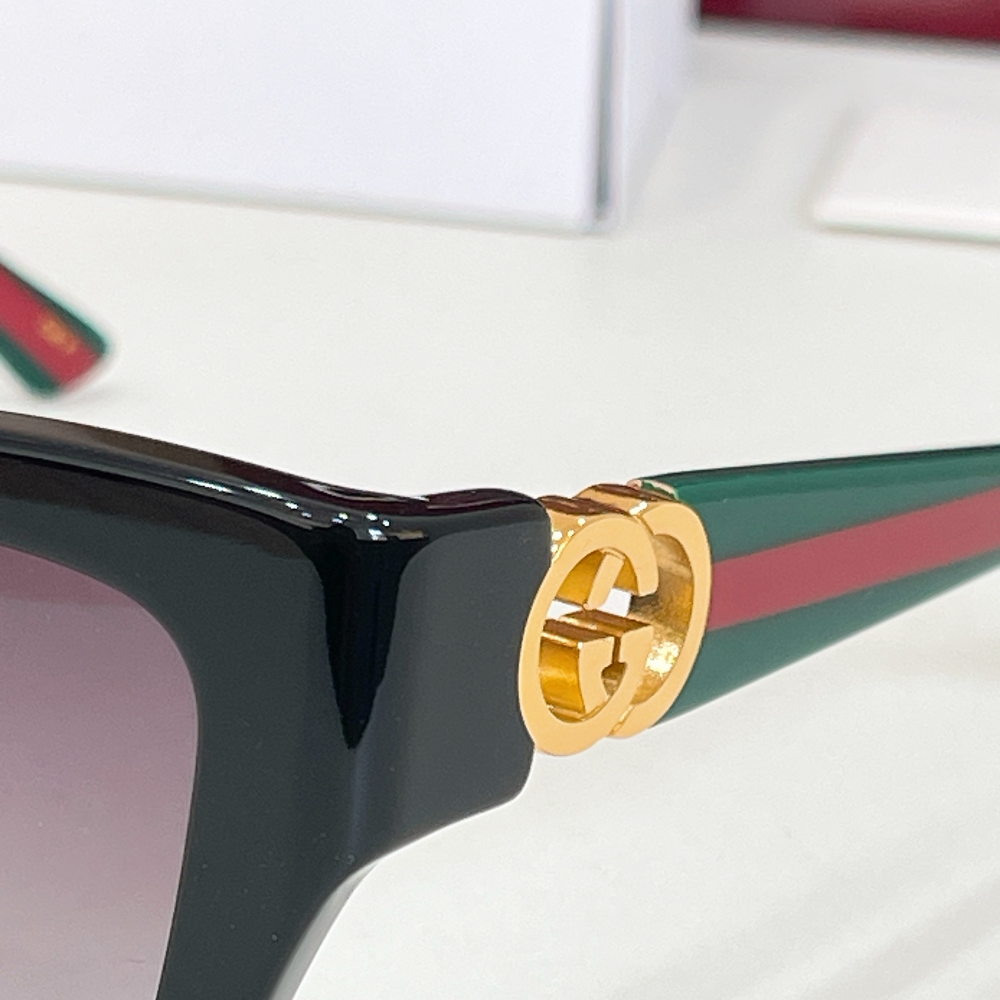 GUCC*🐝🐝🐝MODEL：GG2124O 🐝🐝🐝SIZE:52口18-135 🐝🐝🐝