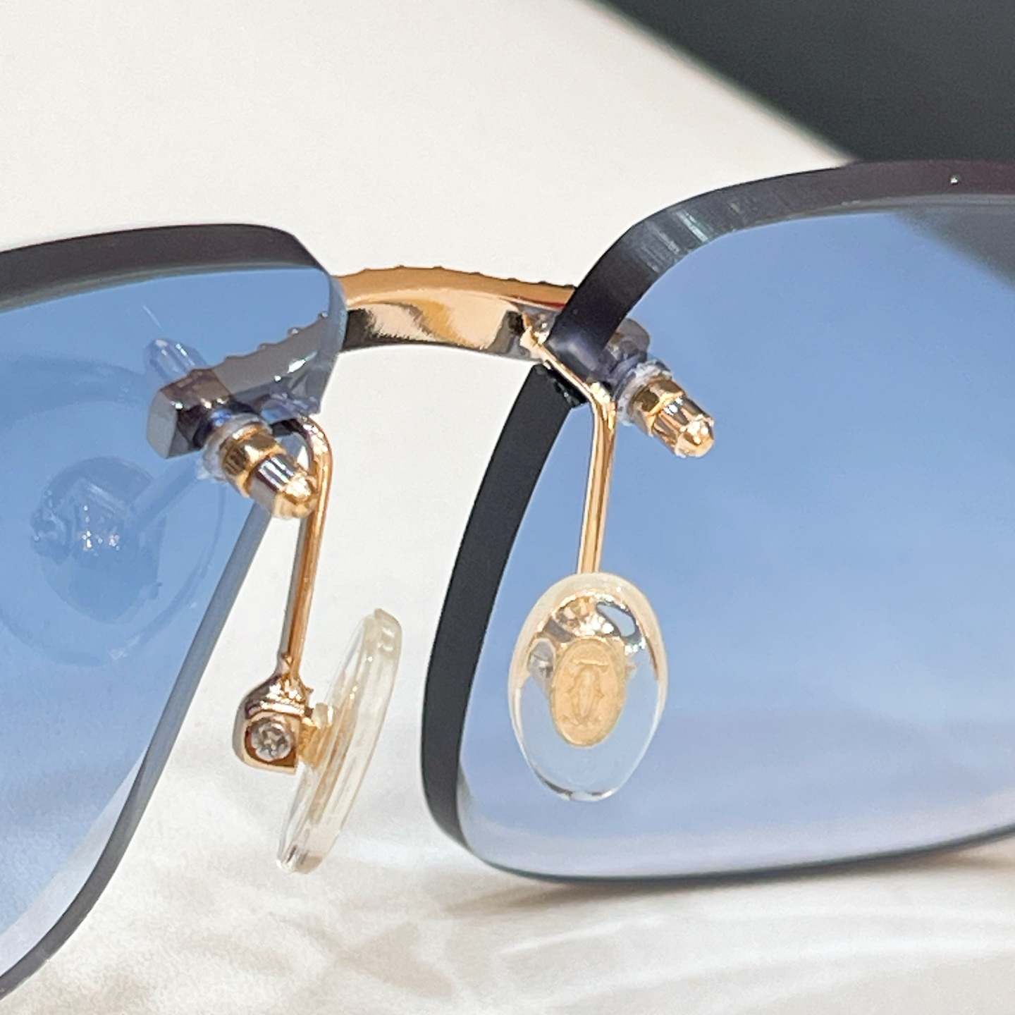 Cartie*✨✨✨MODEL：CT0012✨✨✨SIZE: 55口16-145✨✨✨木腿～～