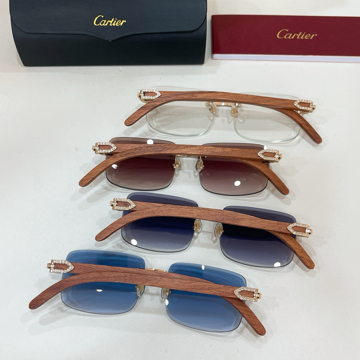 Cartie*✨✨✨MODEL：CT0012✨✨✨SIZE: 55口16-145✨✨✨木腿～～