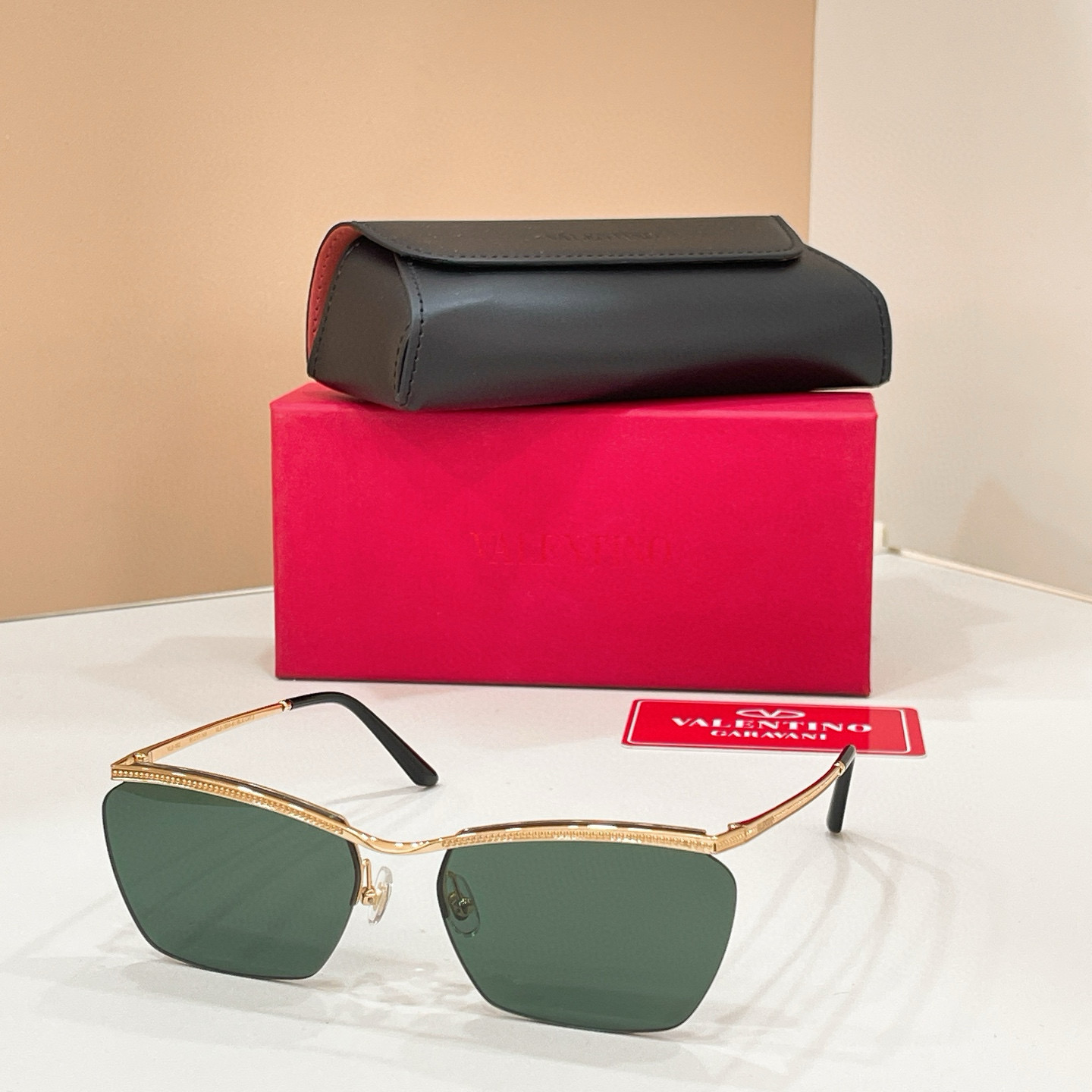 VALENTINO✨✨✨MODEL：VLS-183✨✨✨SIZE：61口17-145✨ ✨