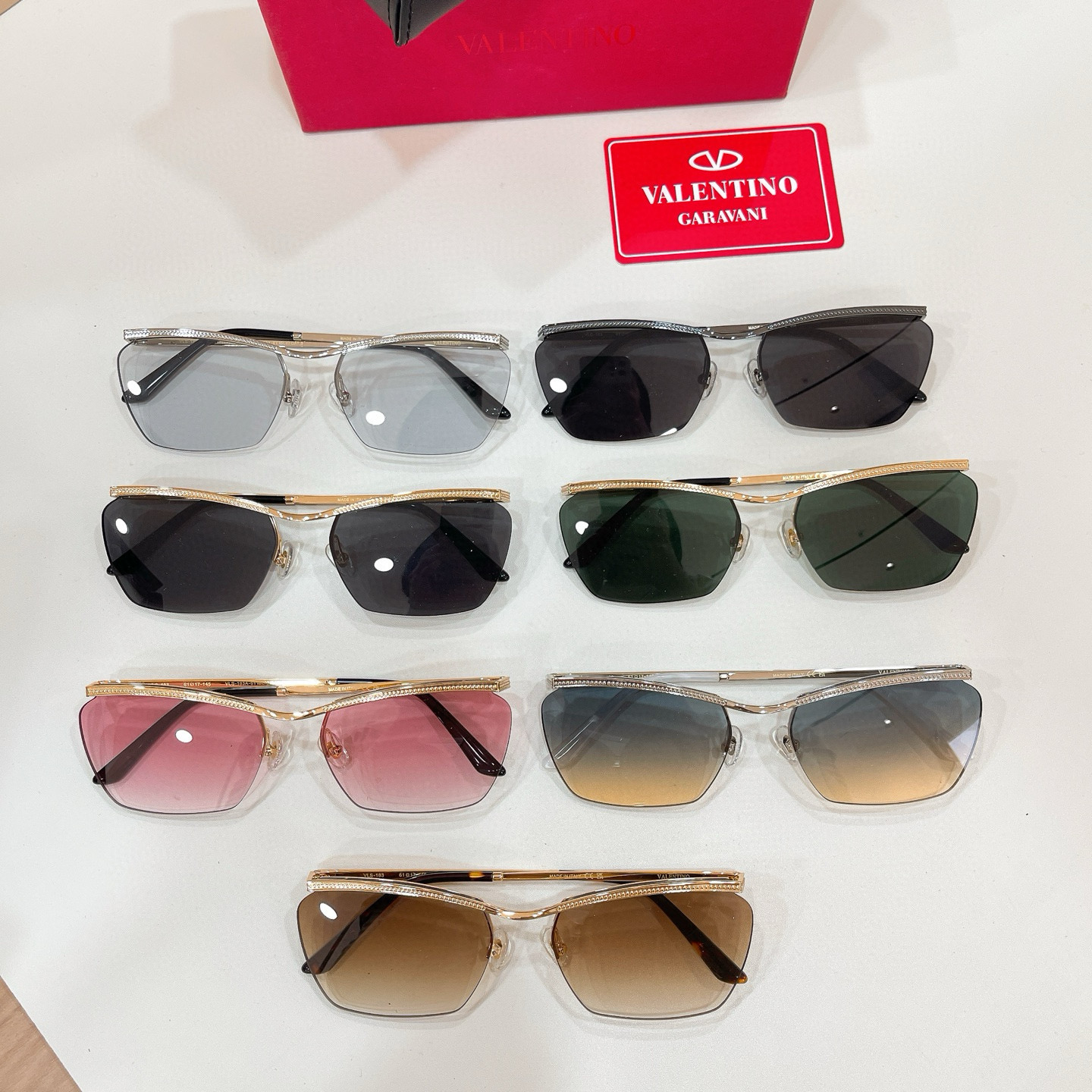 VALENTINO✨✨✨MODEL：VLS-183✨✨✨SIZE：61口17-145✨ ✨