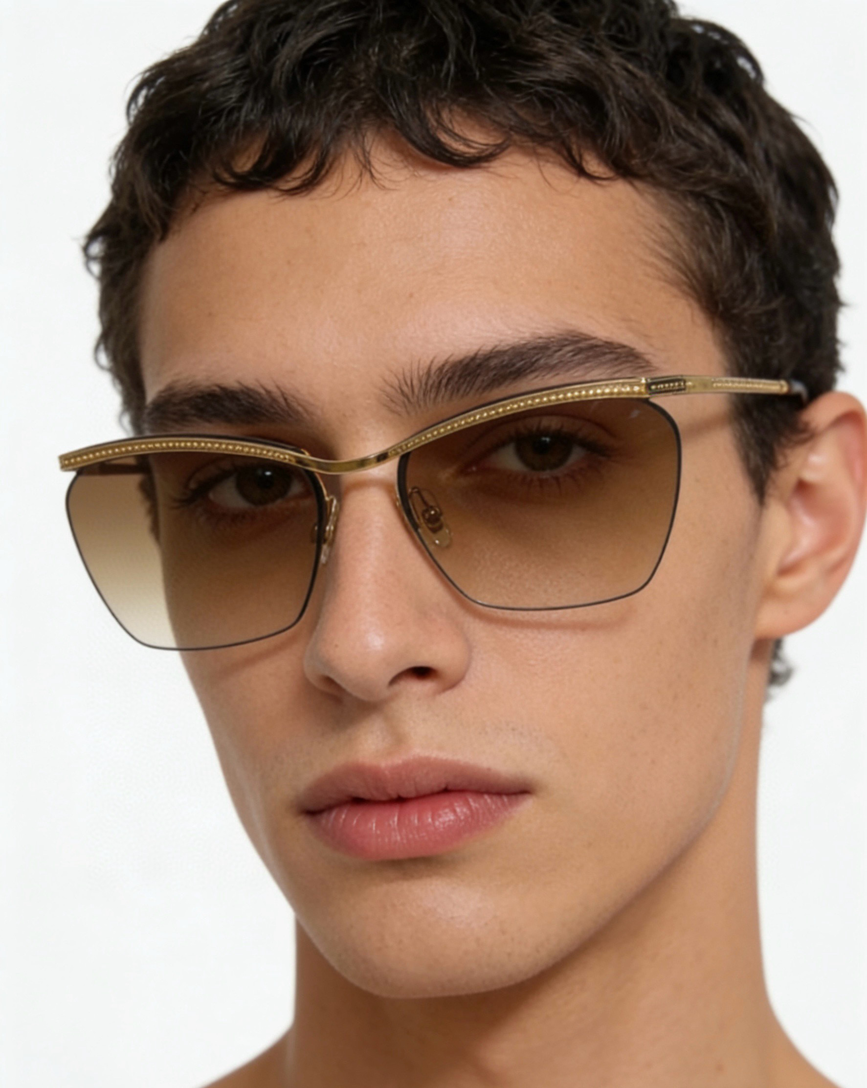 VALENTINO✨✨✨MODEL：VLS-183✨✨✨SIZE：61口17-145✨ ✨