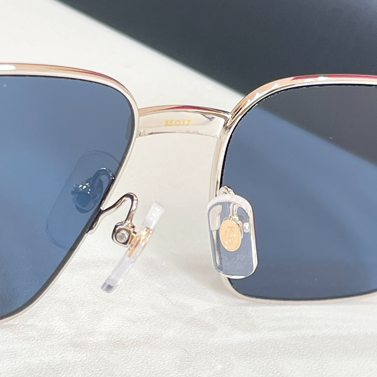 Cartie*✨✨✨MODEL：CT0538S ✨✨✨SIZE: 145✨✨