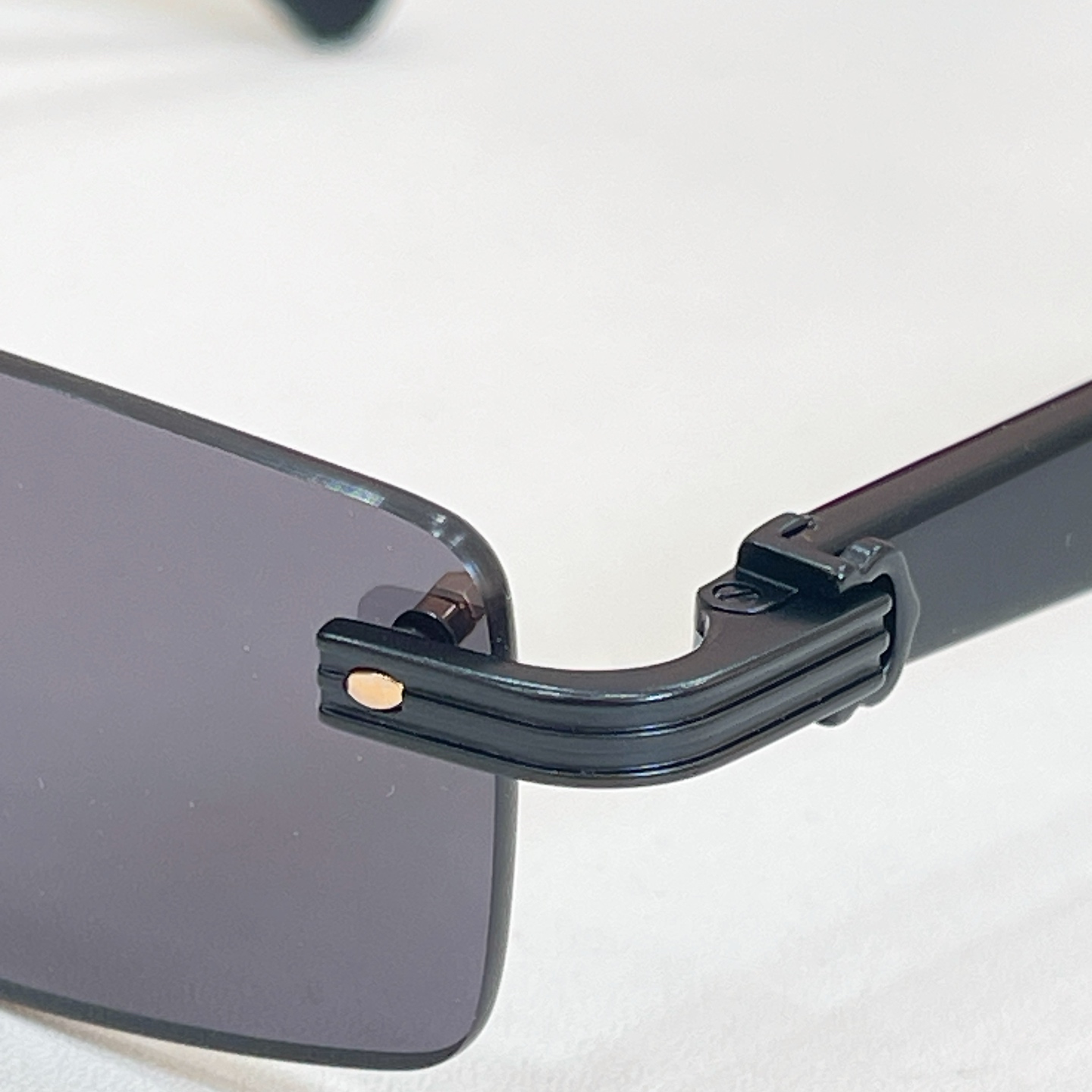 Cartie*✨✨✨MODEL：CT0537S ✨✨✨SIZE: 145✨✨