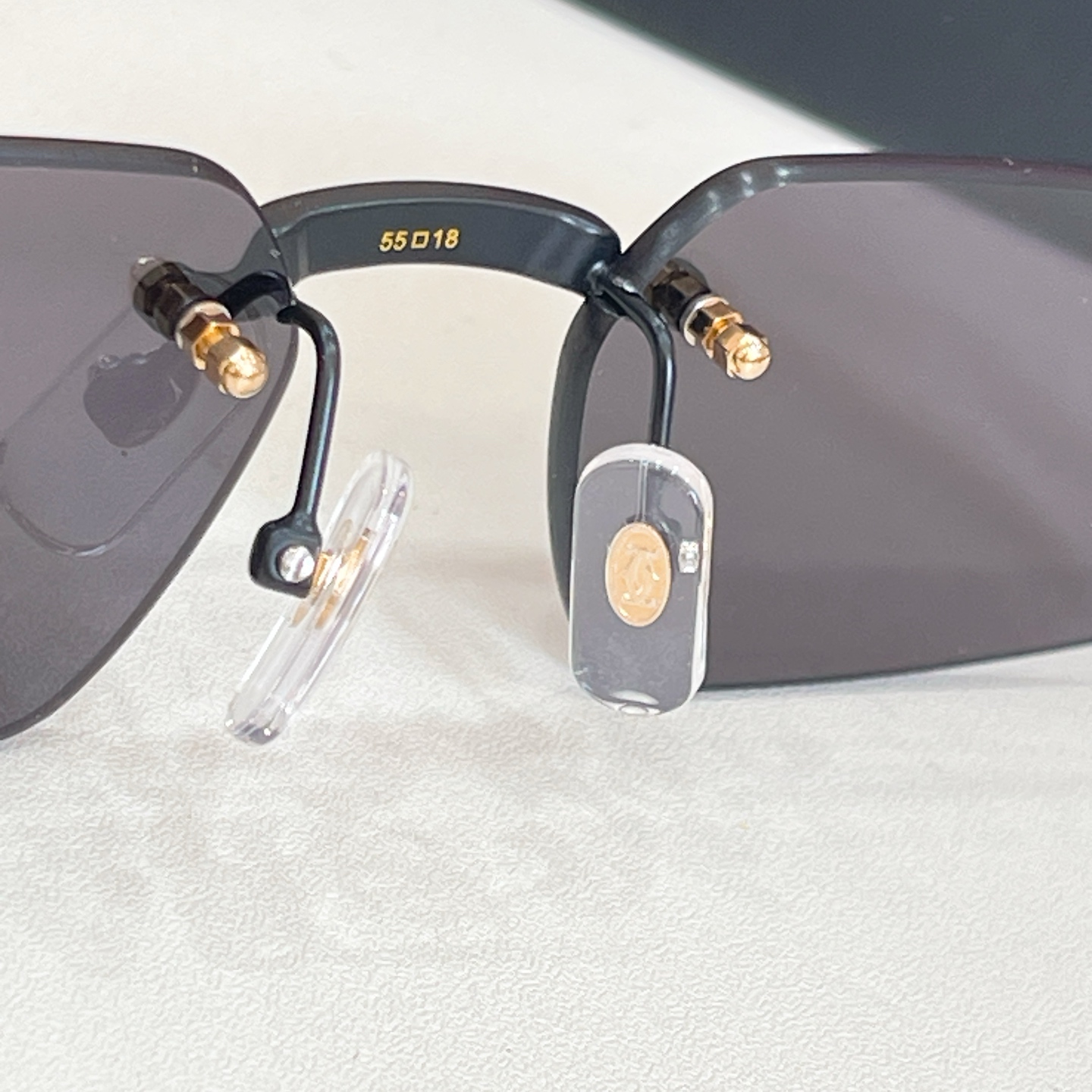 Cartie*✨✨✨MODEL：CT0537S ✨✨✨SIZE: 145✨✨