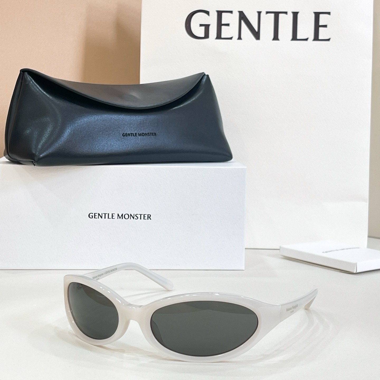GENTLE MONSTER MM202 Acetate Oval Sunglasses