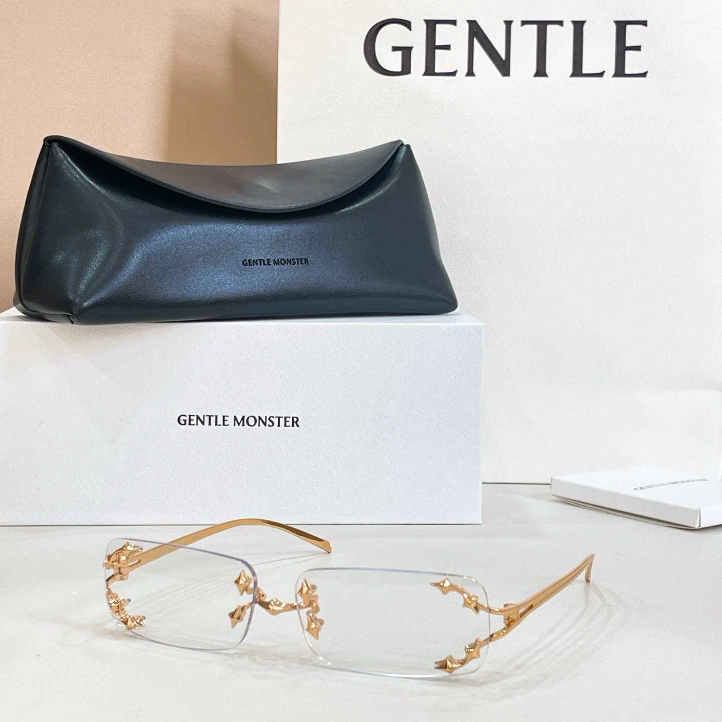 GENTLE MONSTER Rimless Metal Square Glasses