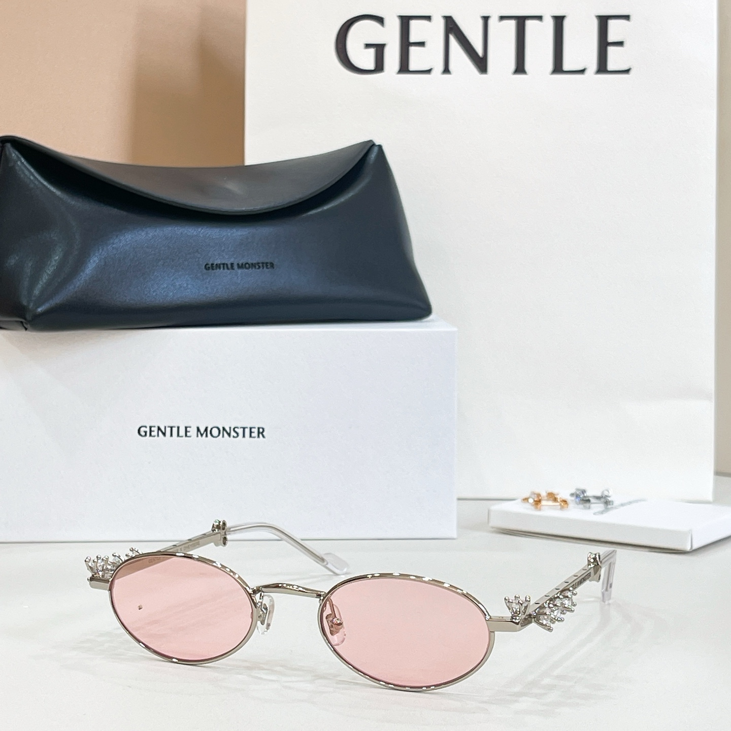 GENTLE MONSTER Sunglasses Metal Oval Rhinestone