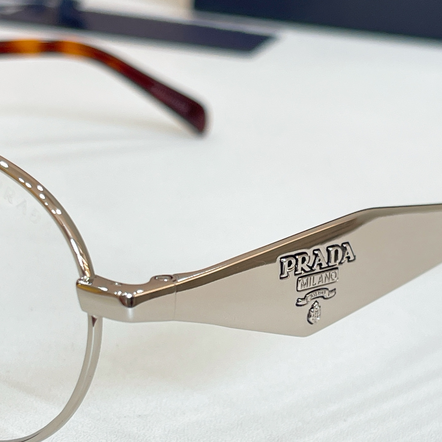 PRAD*✨✨✨MODEL：PR D53VD ✨✨✨SIZE：54口19-140 ✨✨✨ ～