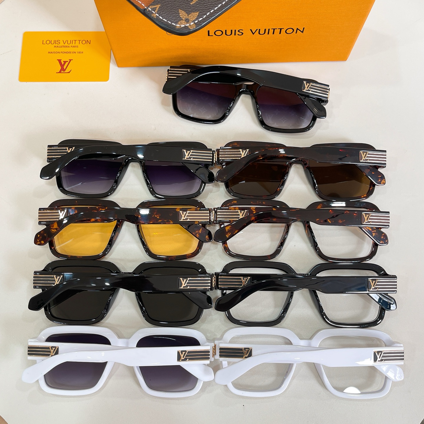 LOUIS VUITTO*✨✨✨MODEL：Z2828U✨✨✨ SIZE：56口20-145✨✨✨