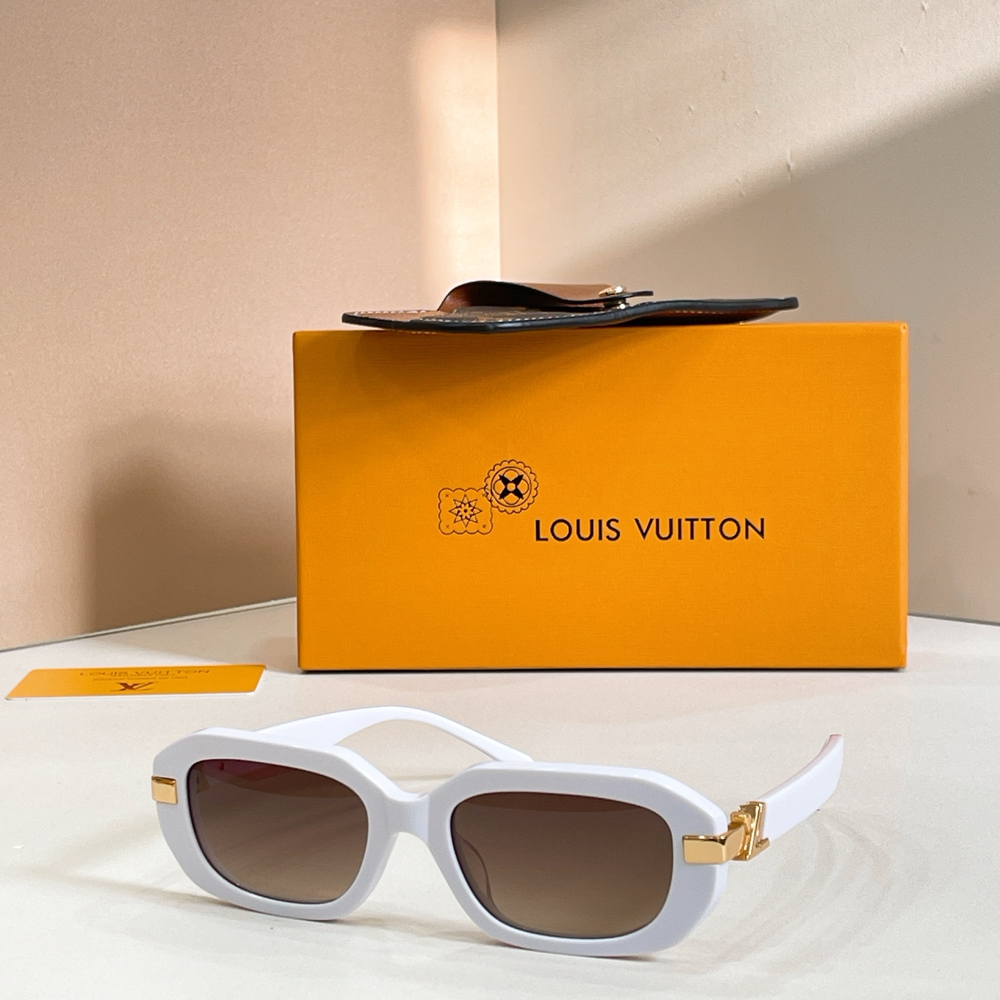 LOUIS VUITTO*✨✨✨MODEL：Z3106U✨✨✨ SIZE：54口20-140✨✨✨