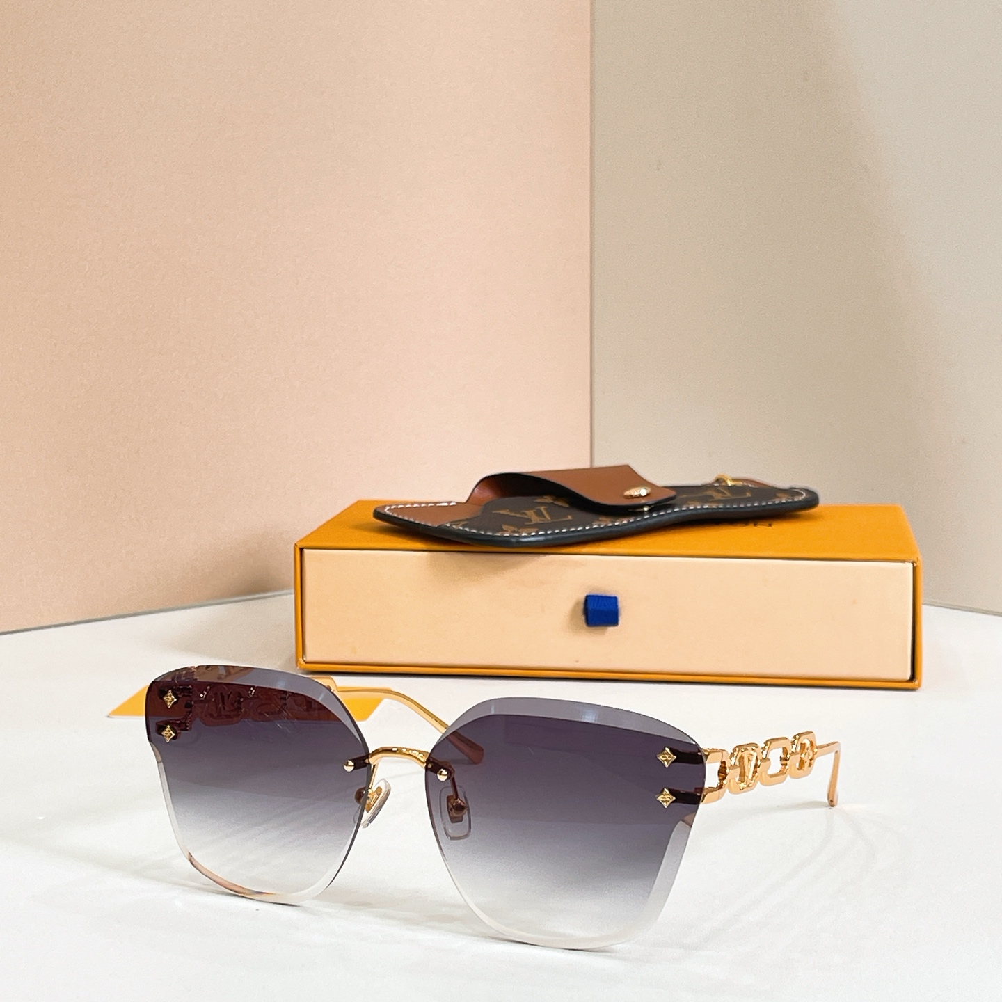 LOUIS VUITTO*✨✨✨MODEL：Z2141U✨✨✨ SIZE：65口15-142✨✨✨