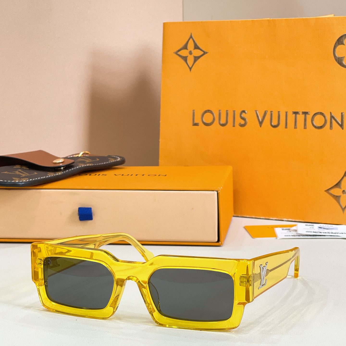 LOUIS VUITTO*✨✨✨MODEL：Z2703E✨✨✨ SIZE：52口22-140✨✨✨
